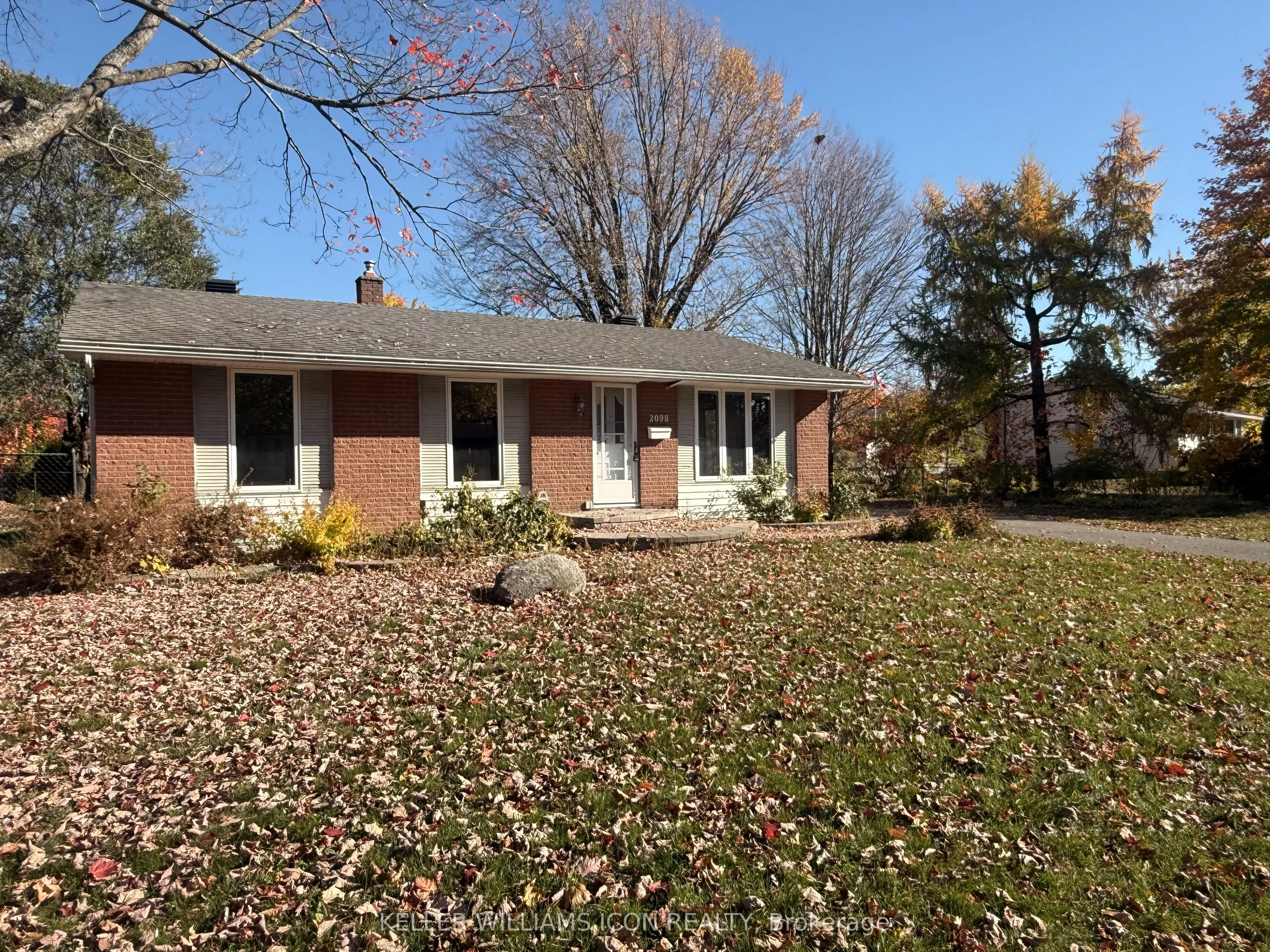 2098 Fillmore Crescent