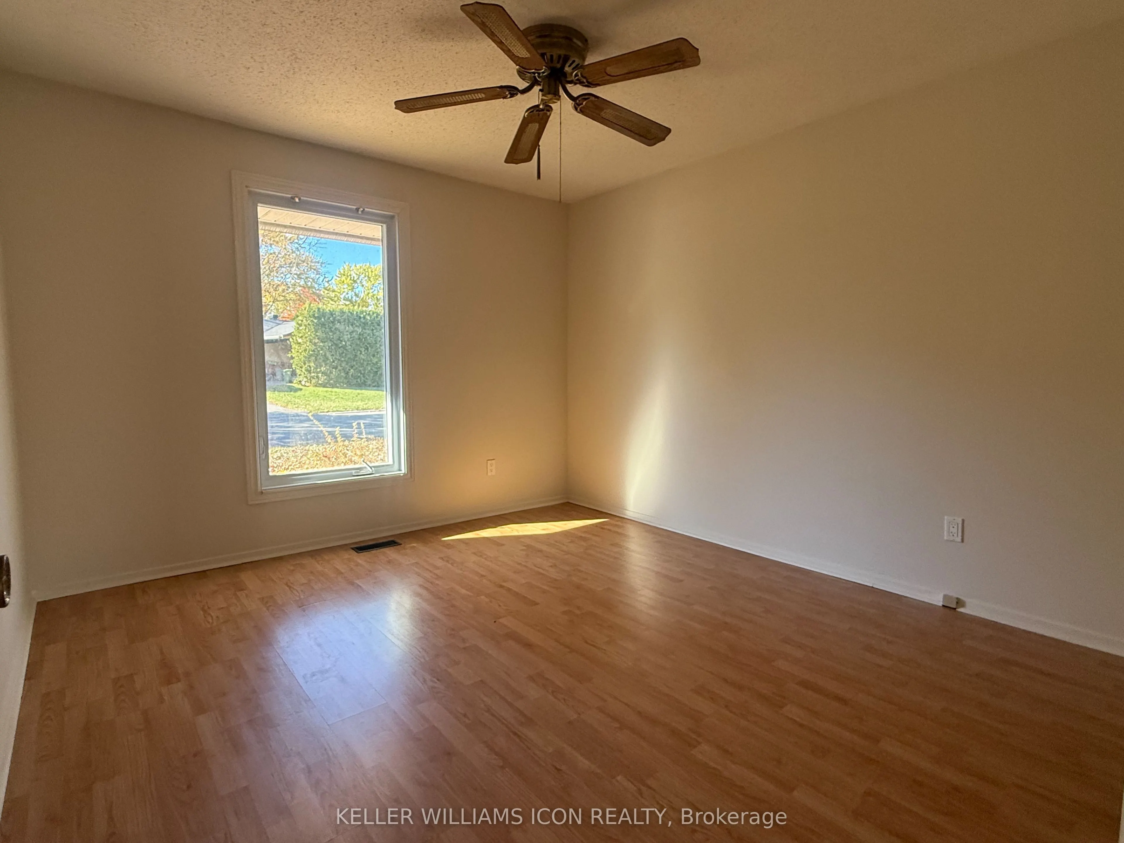 2098 Fillmore Crescent