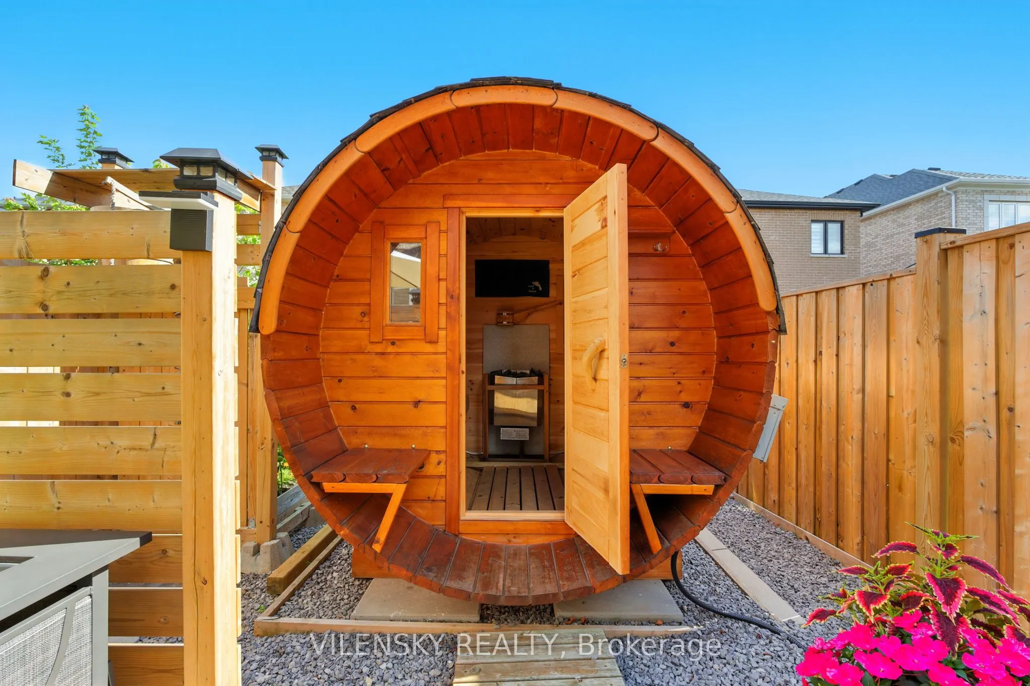 154 Whittington Drive N