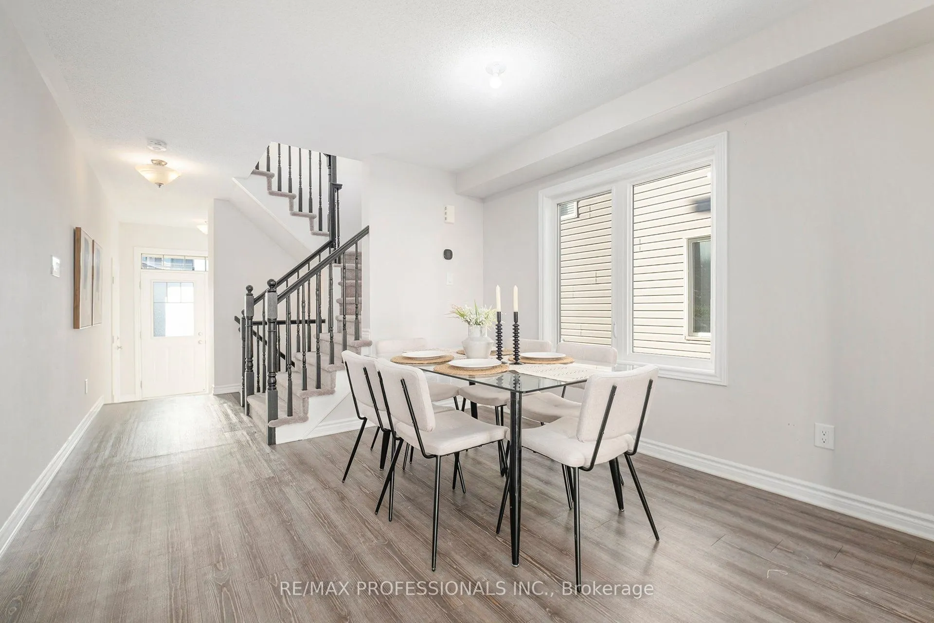 2241 Watercolours Way