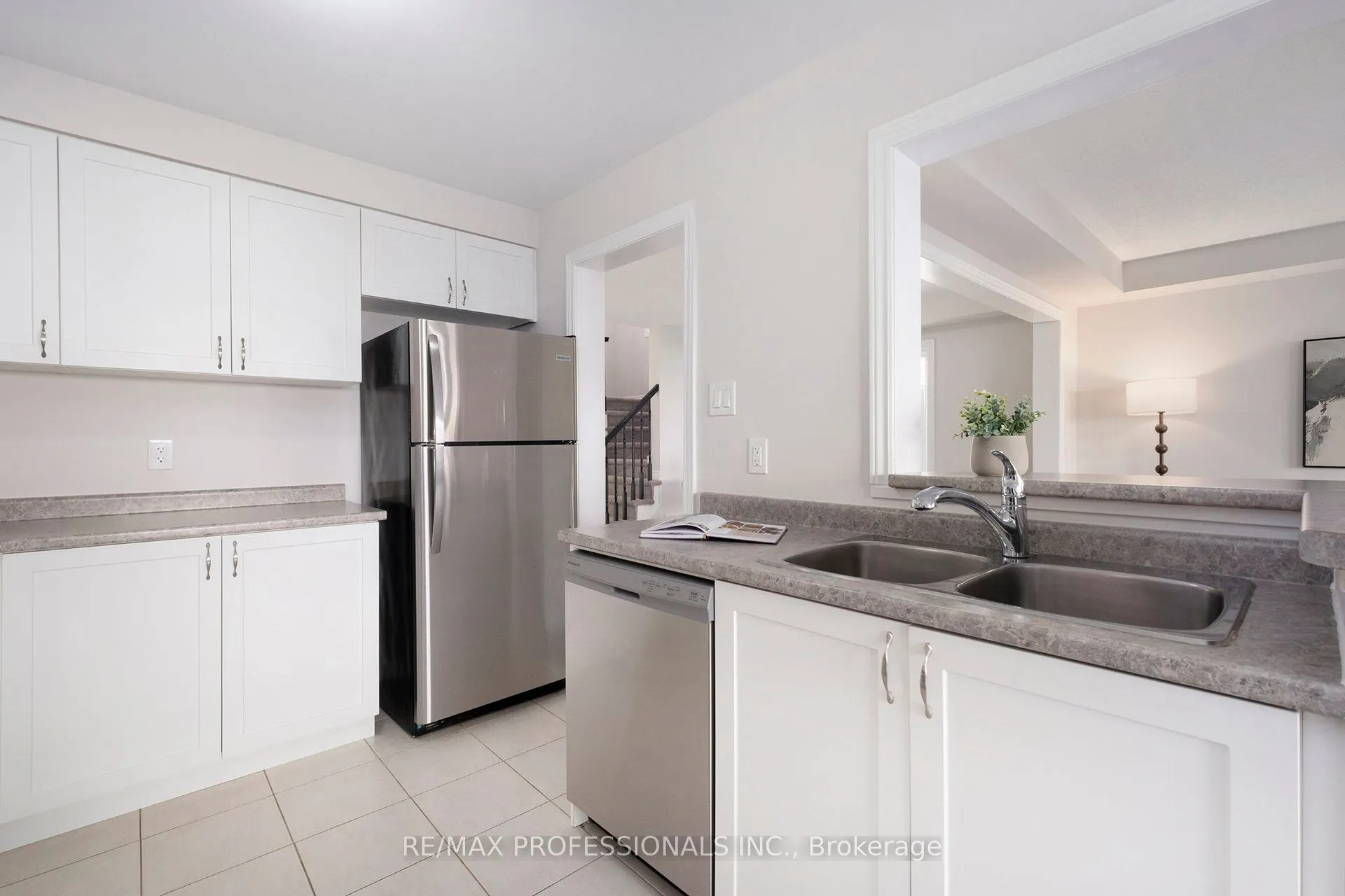 2241 Watercolours Way