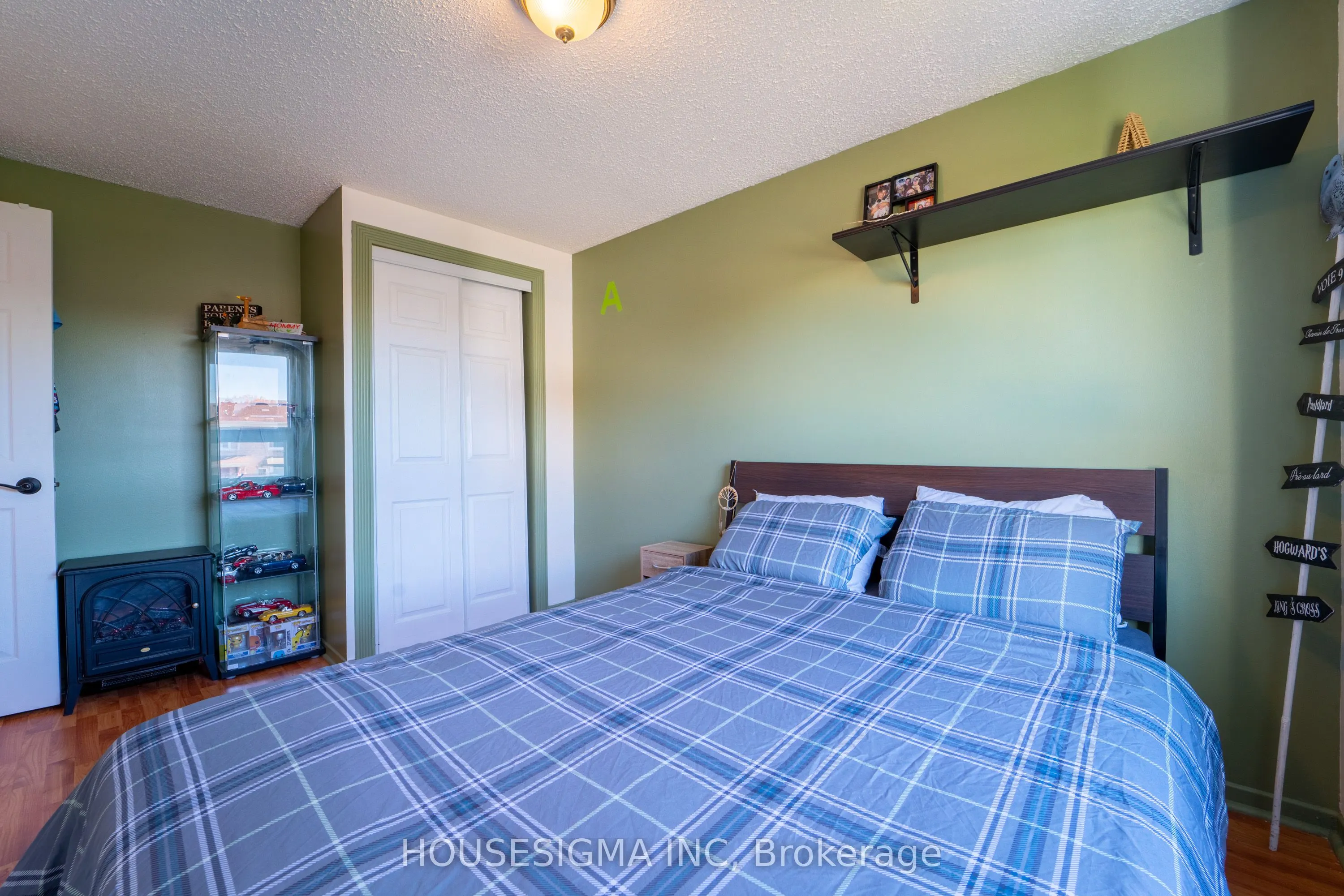 1767 Bonaventure Terrace