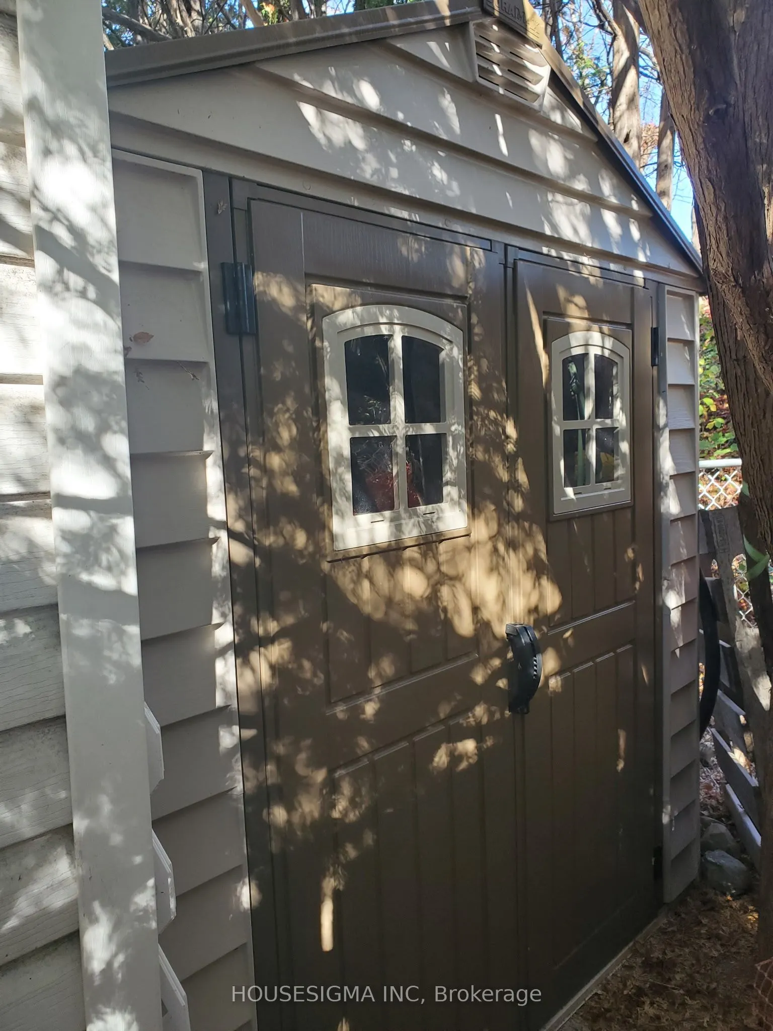 1767 Bonaventure Terrace