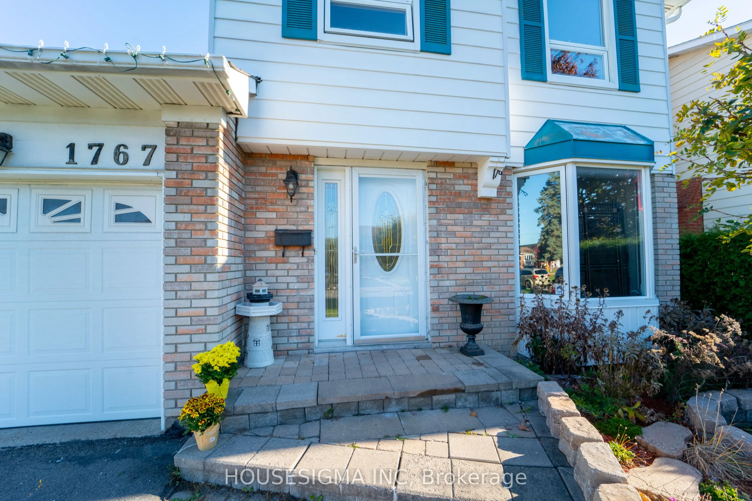 1767 Bonaventure Terrace