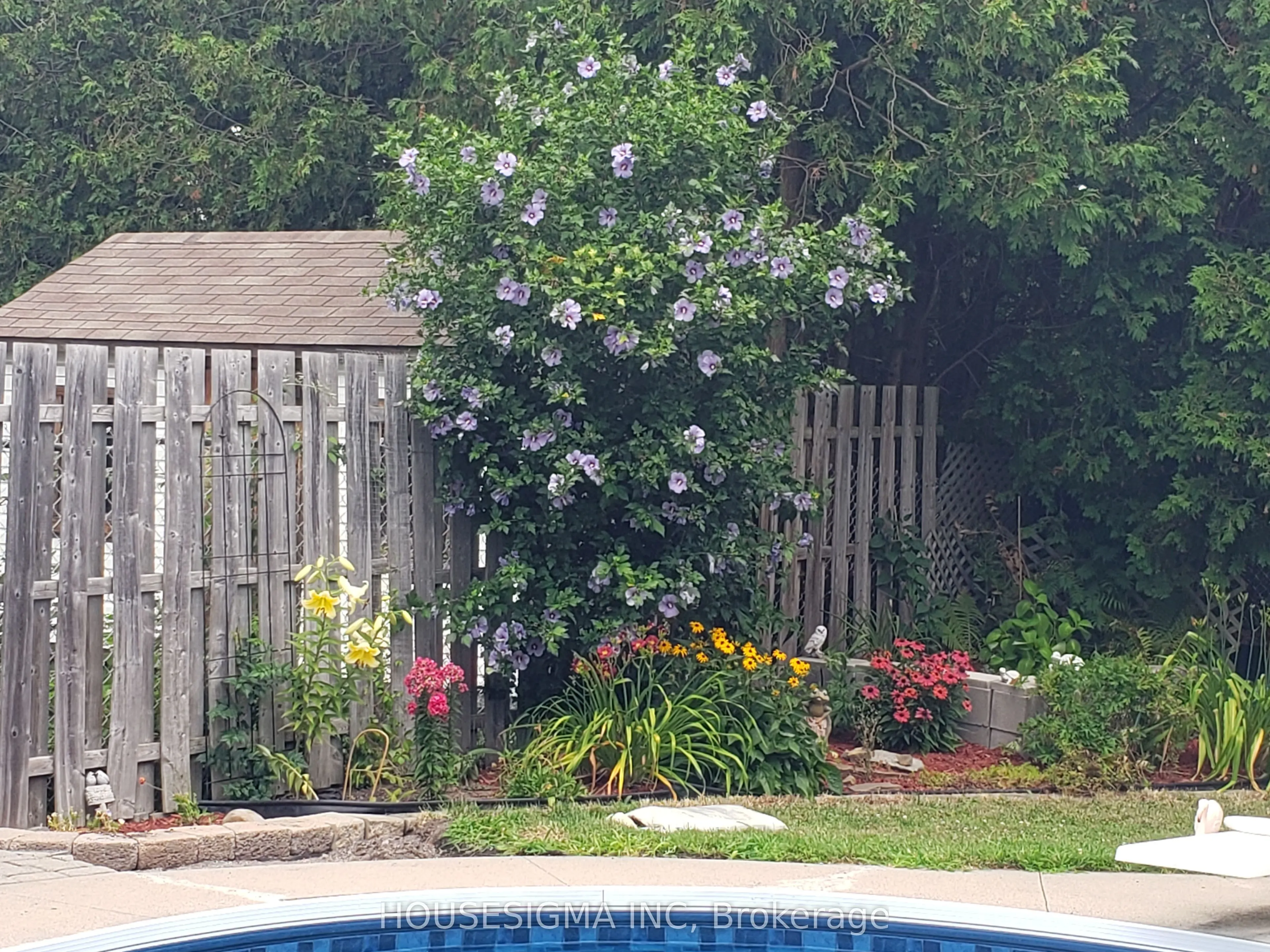 1767 Bonaventure Terrace