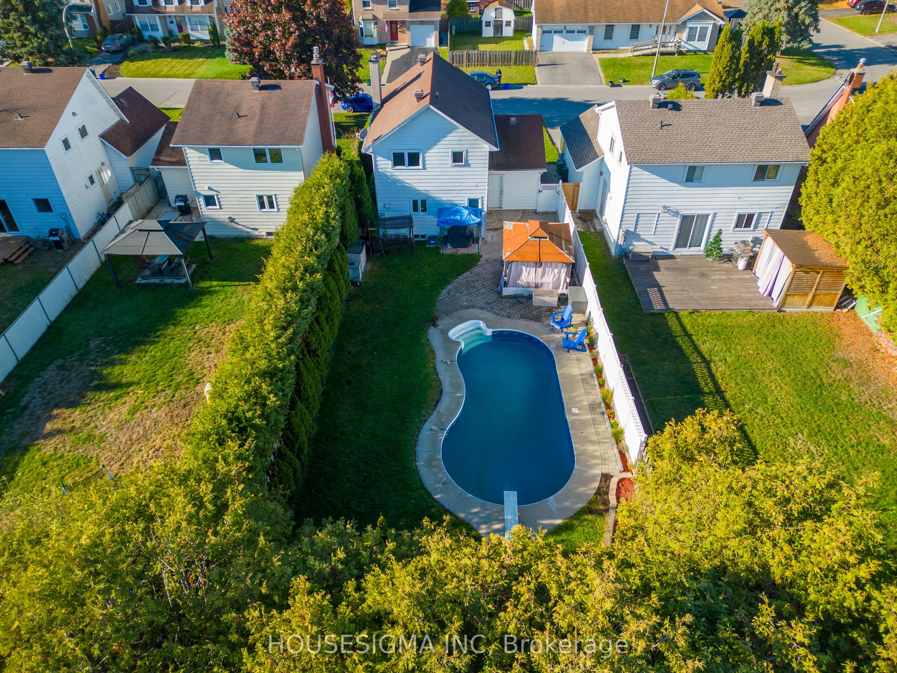 1767 Bonaventure Terrace