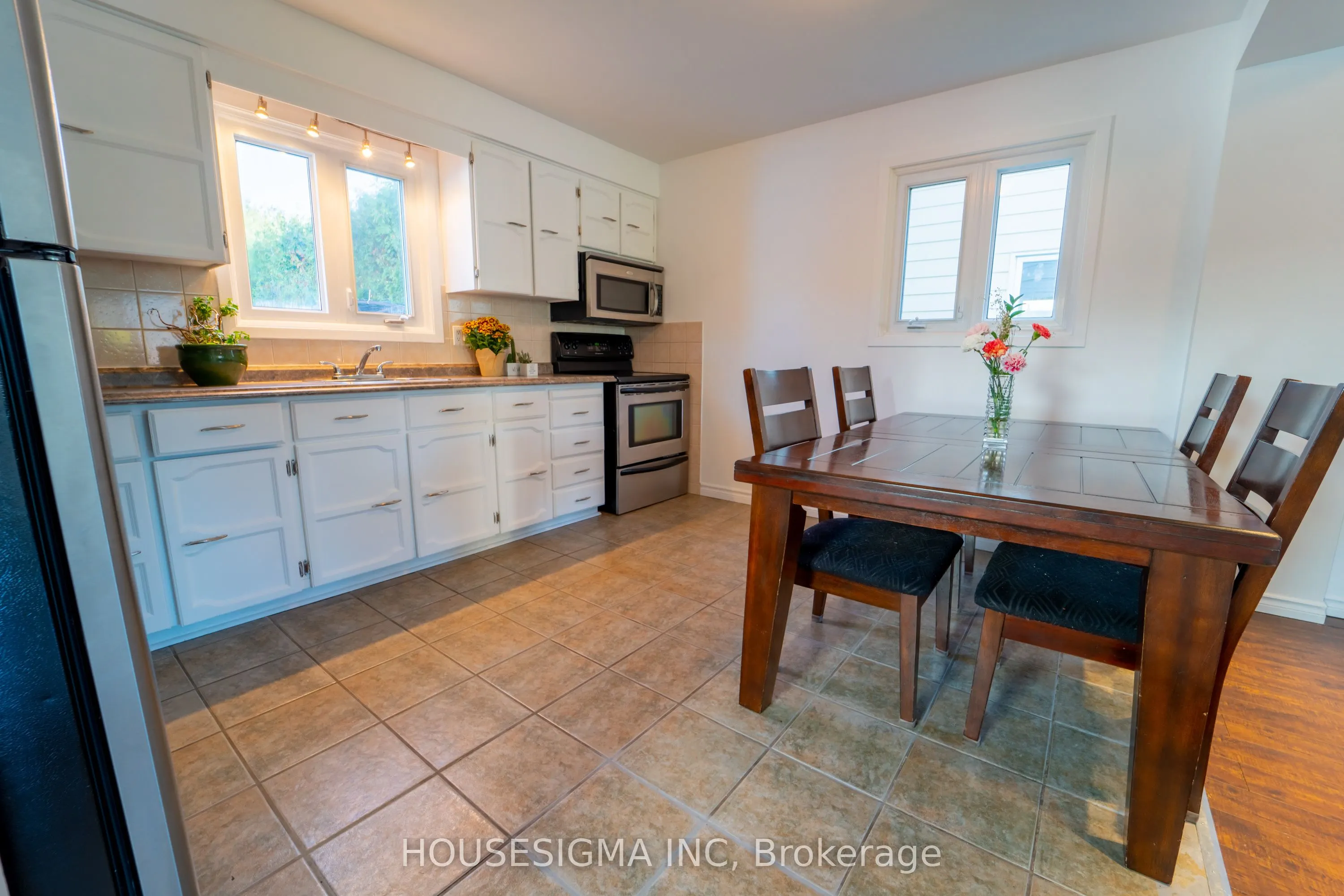 1767 Bonaventure Terrace