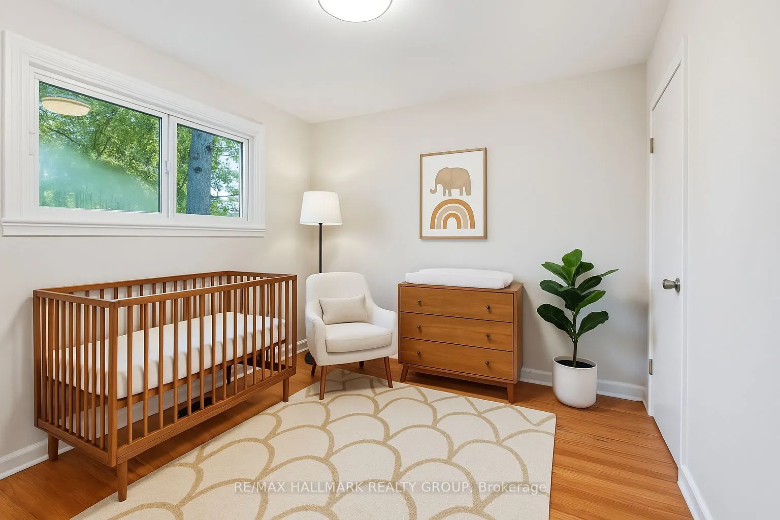 1760 Laxton Crescent