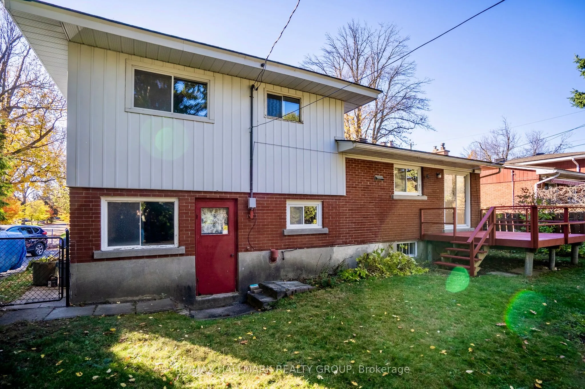 1760 Laxton Crescent