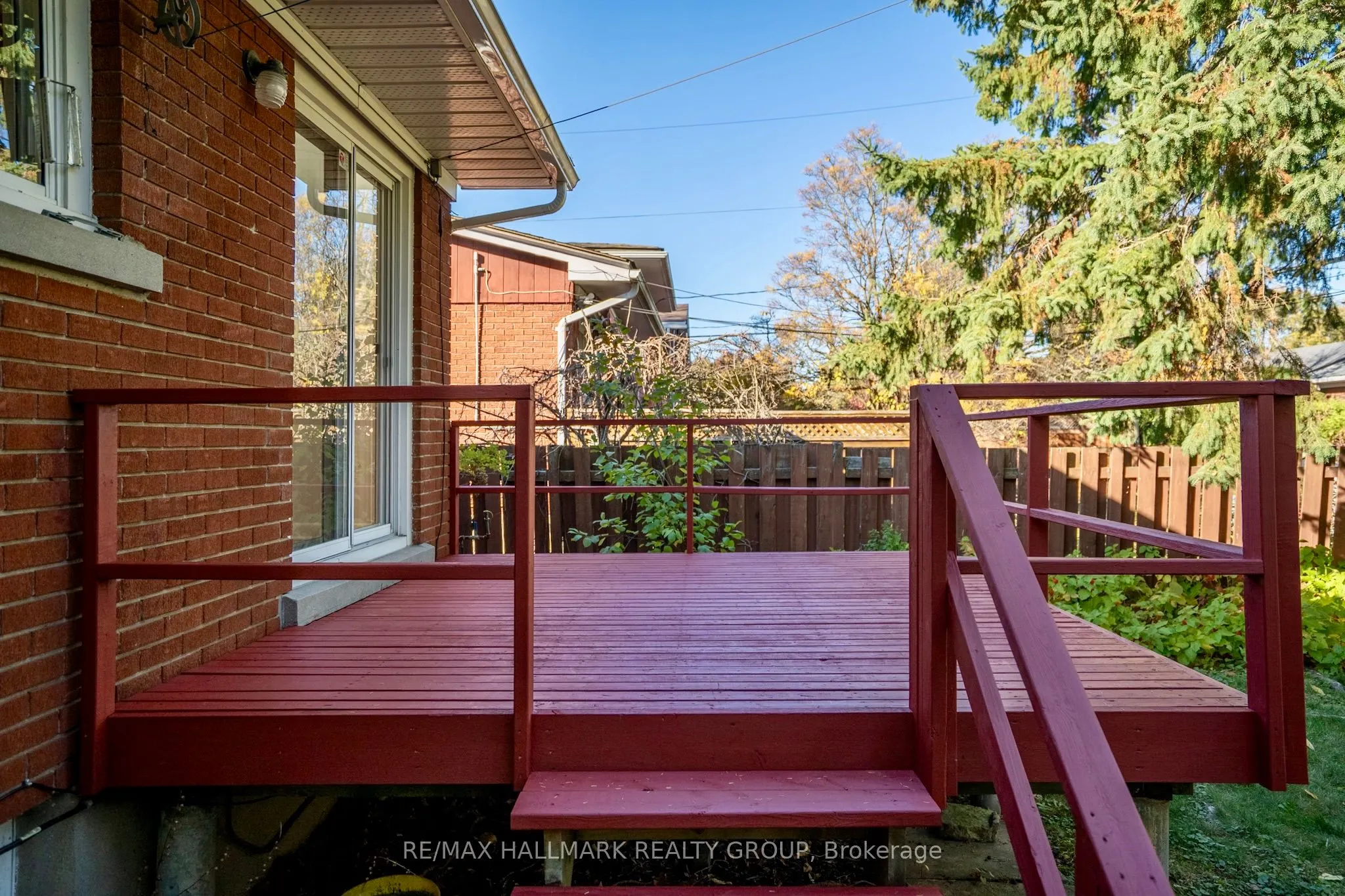 1760 Laxton Crescent