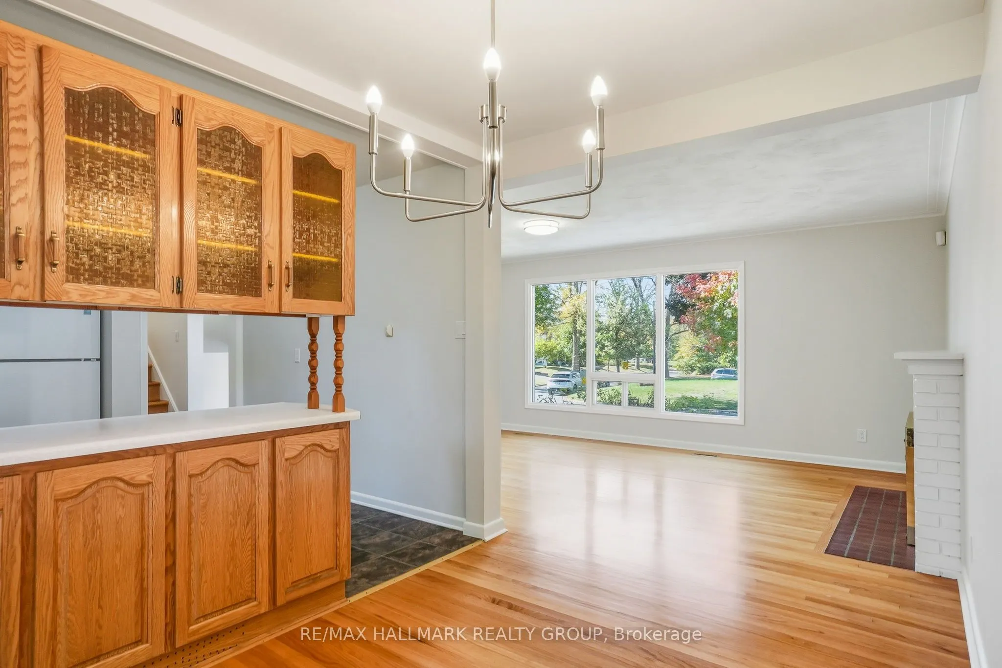 1760 Laxton Crescent