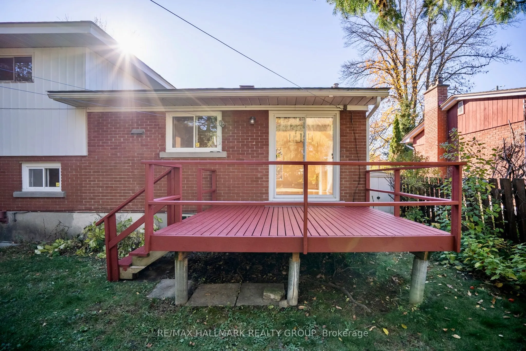 1760 Laxton Crescent