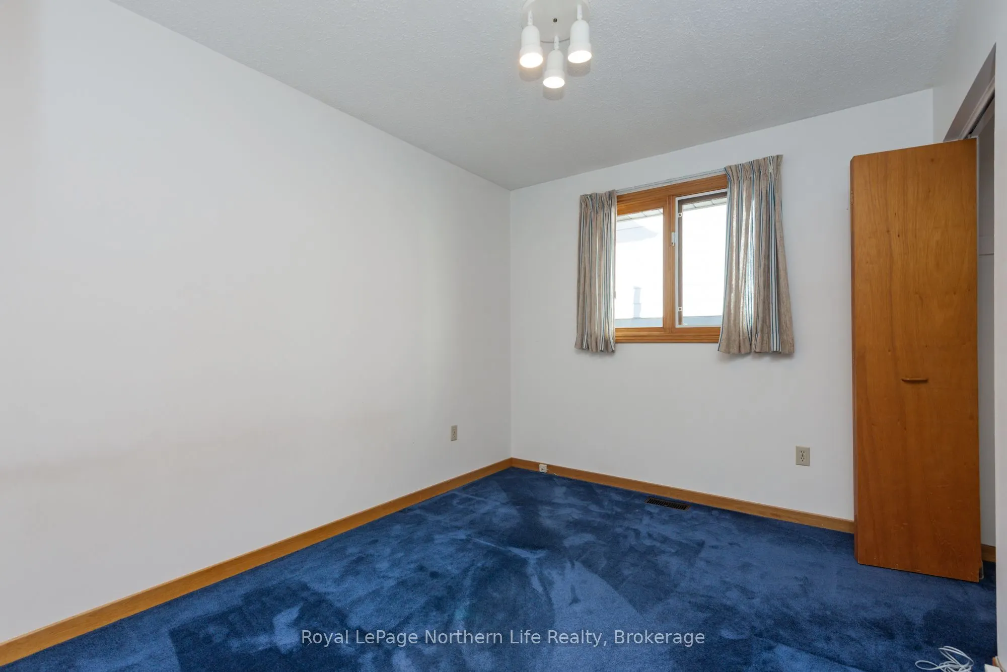 74 Belleview Crescent