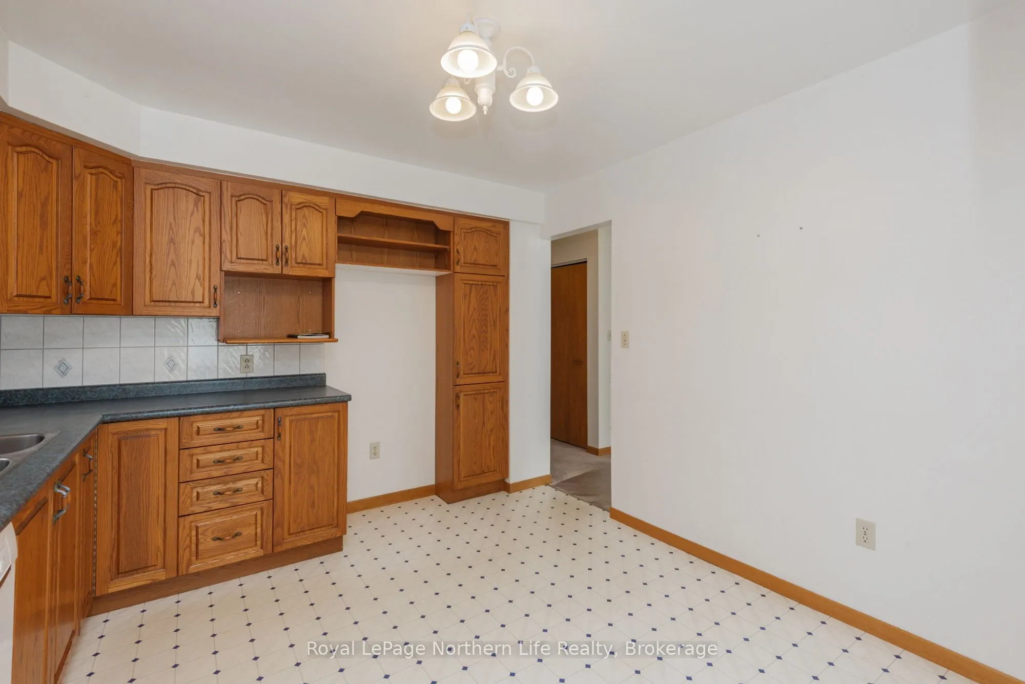 74 Belleview Crescent