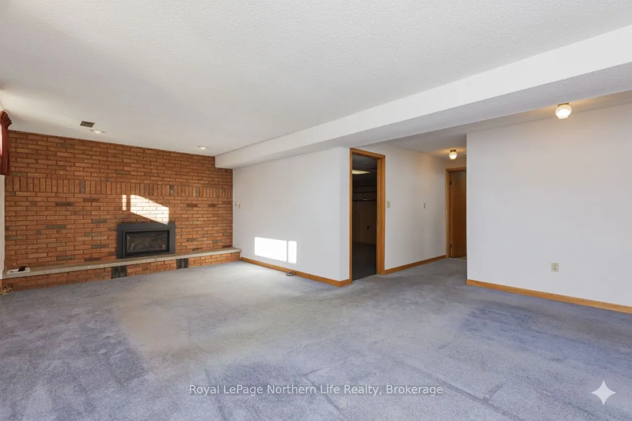 74 Belleview Crescent