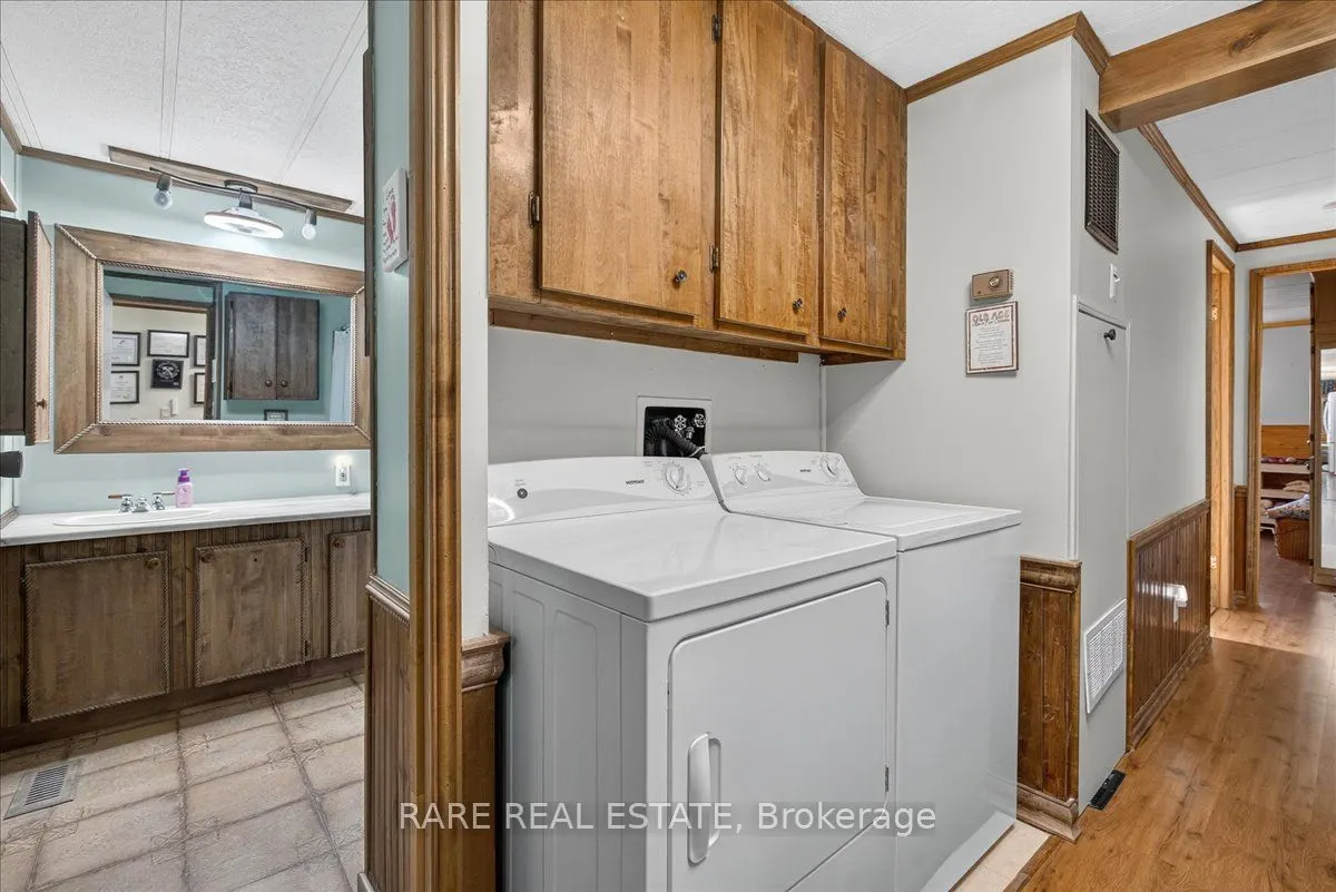 302694 Douglas Street, #61