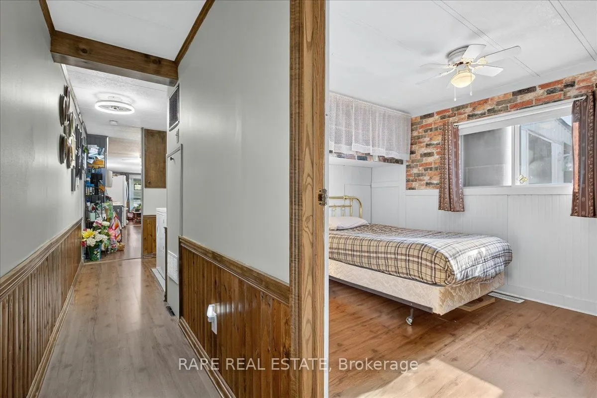 302694 Douglas Street, #61