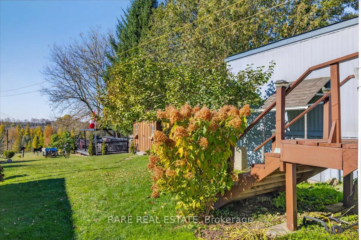 302694 Douglas Street, #61