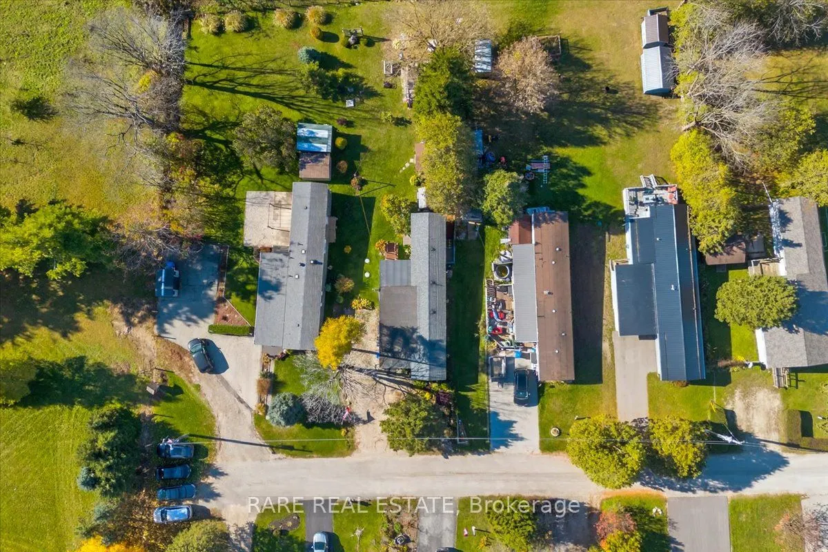 302694 Douglas Street, #61