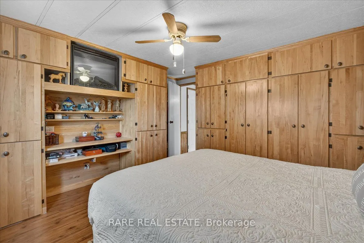 302694 Douglas Street, #61