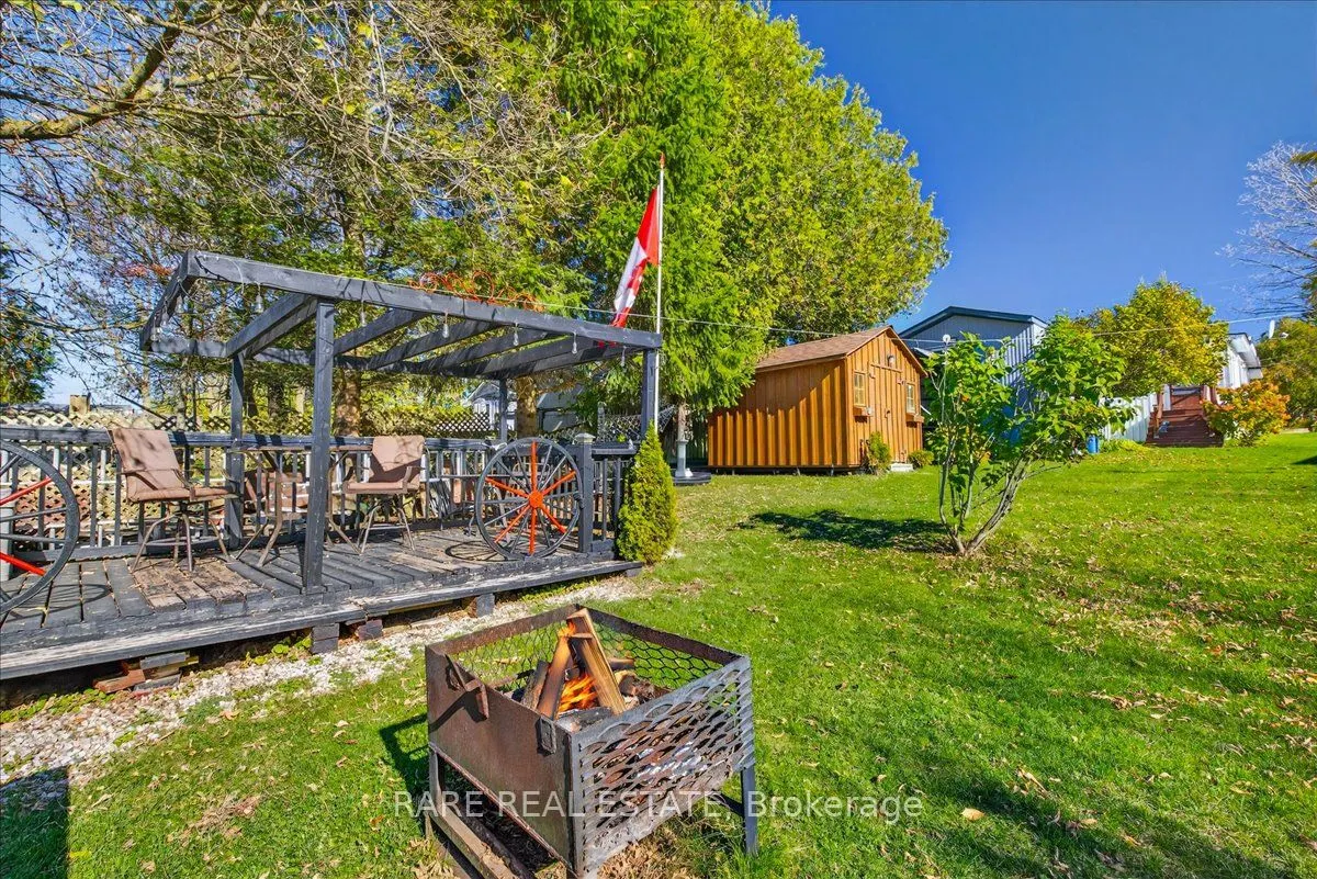 302694 Douglas Street, #61