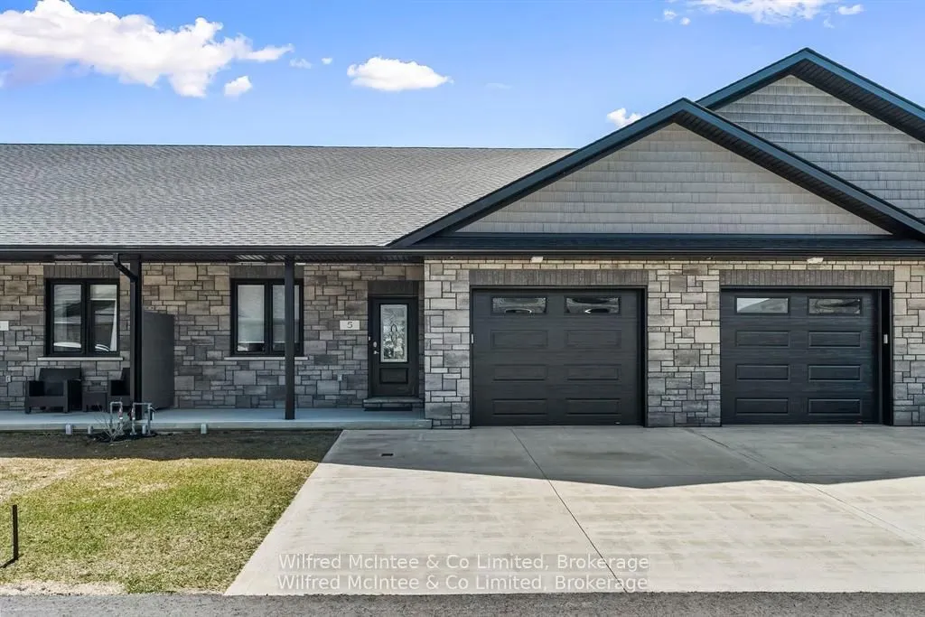 5 Palmer Marie Lane, #5