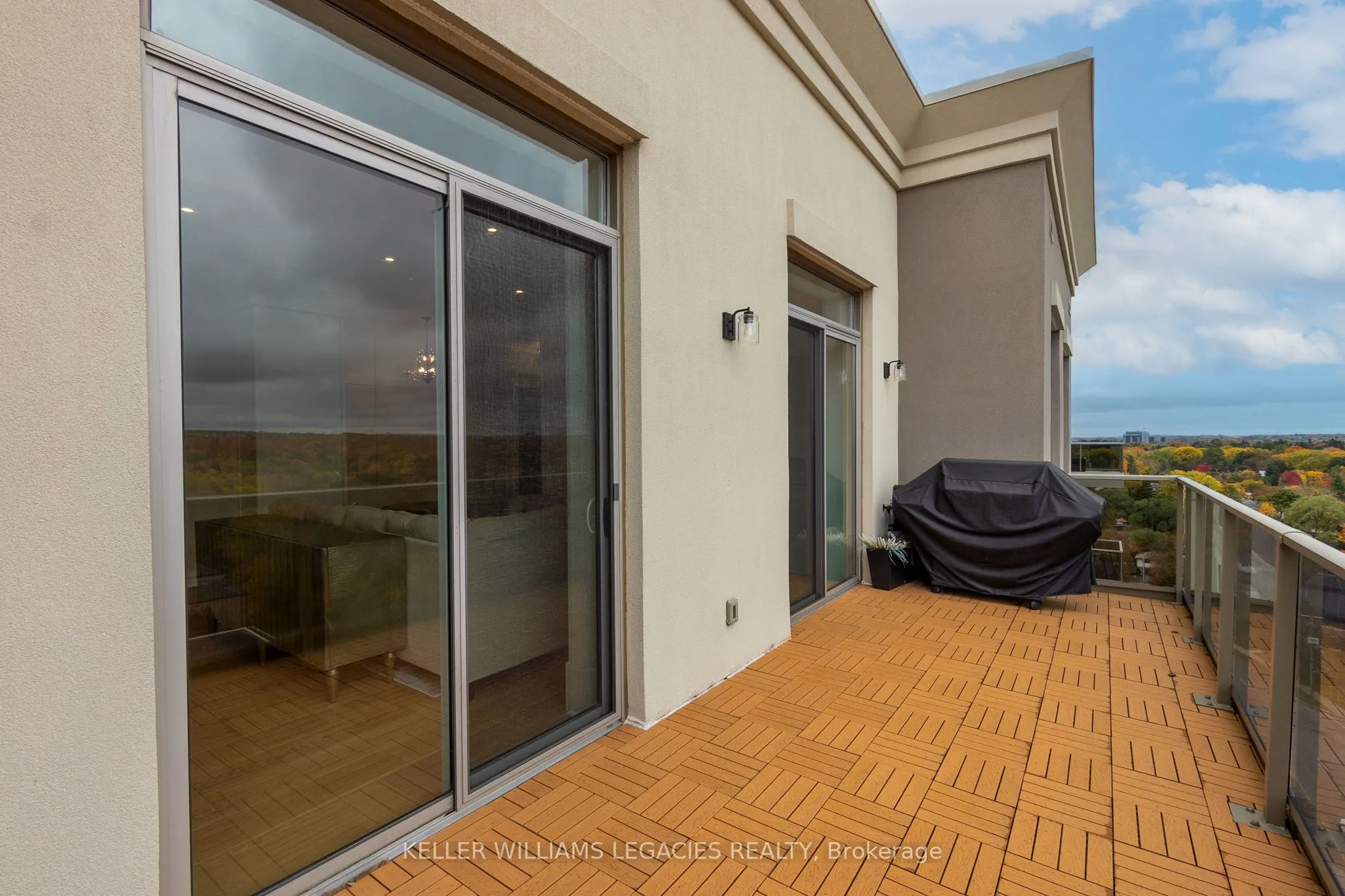 223 Erb Street W, #1202