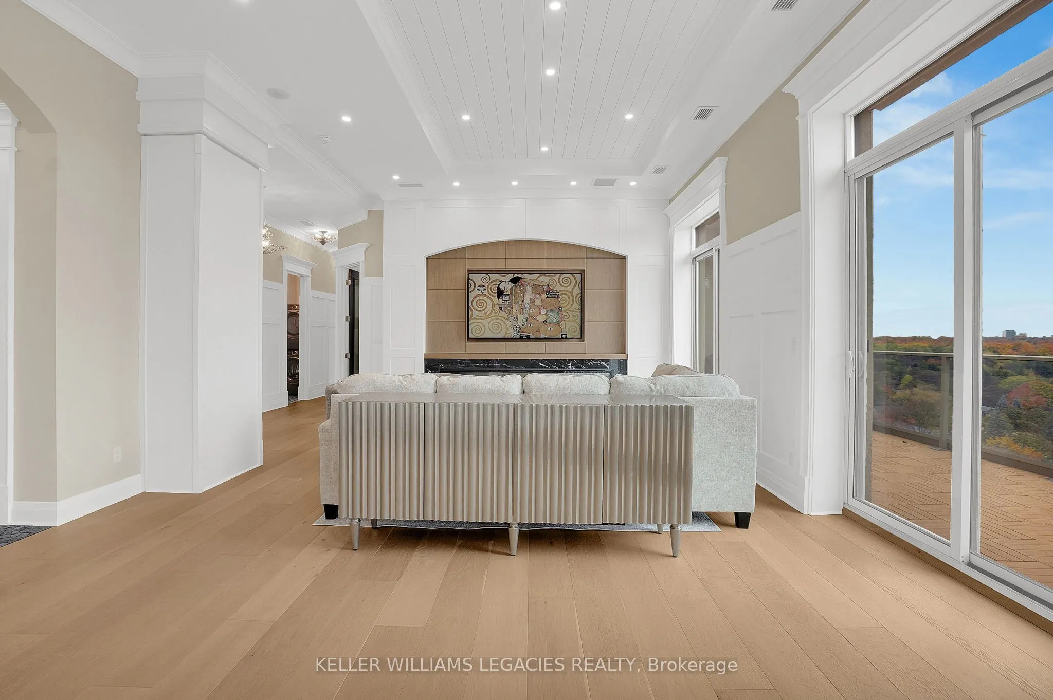 223 Erb Street W, #1202