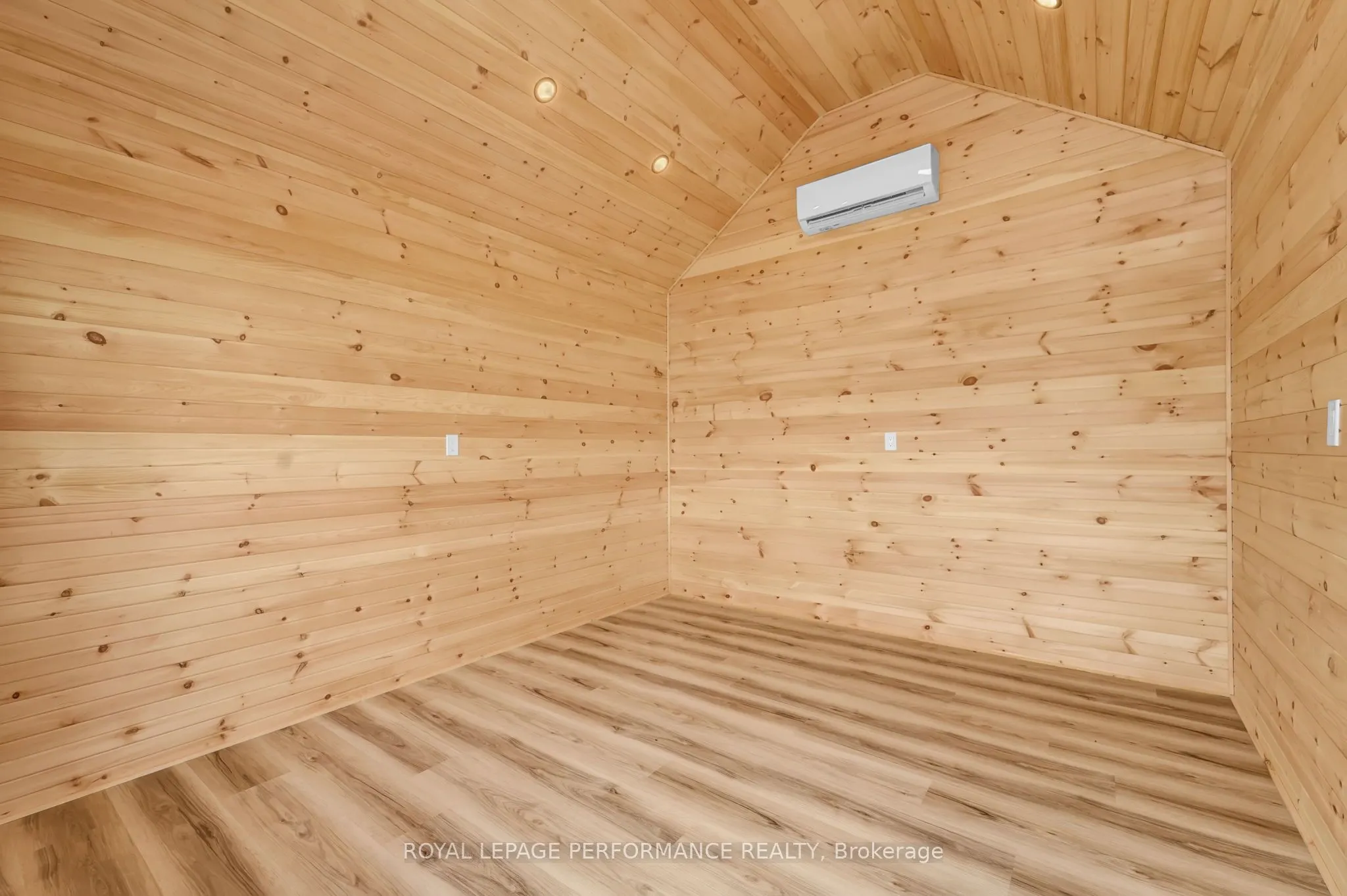 3826 D Highway 43 Highway