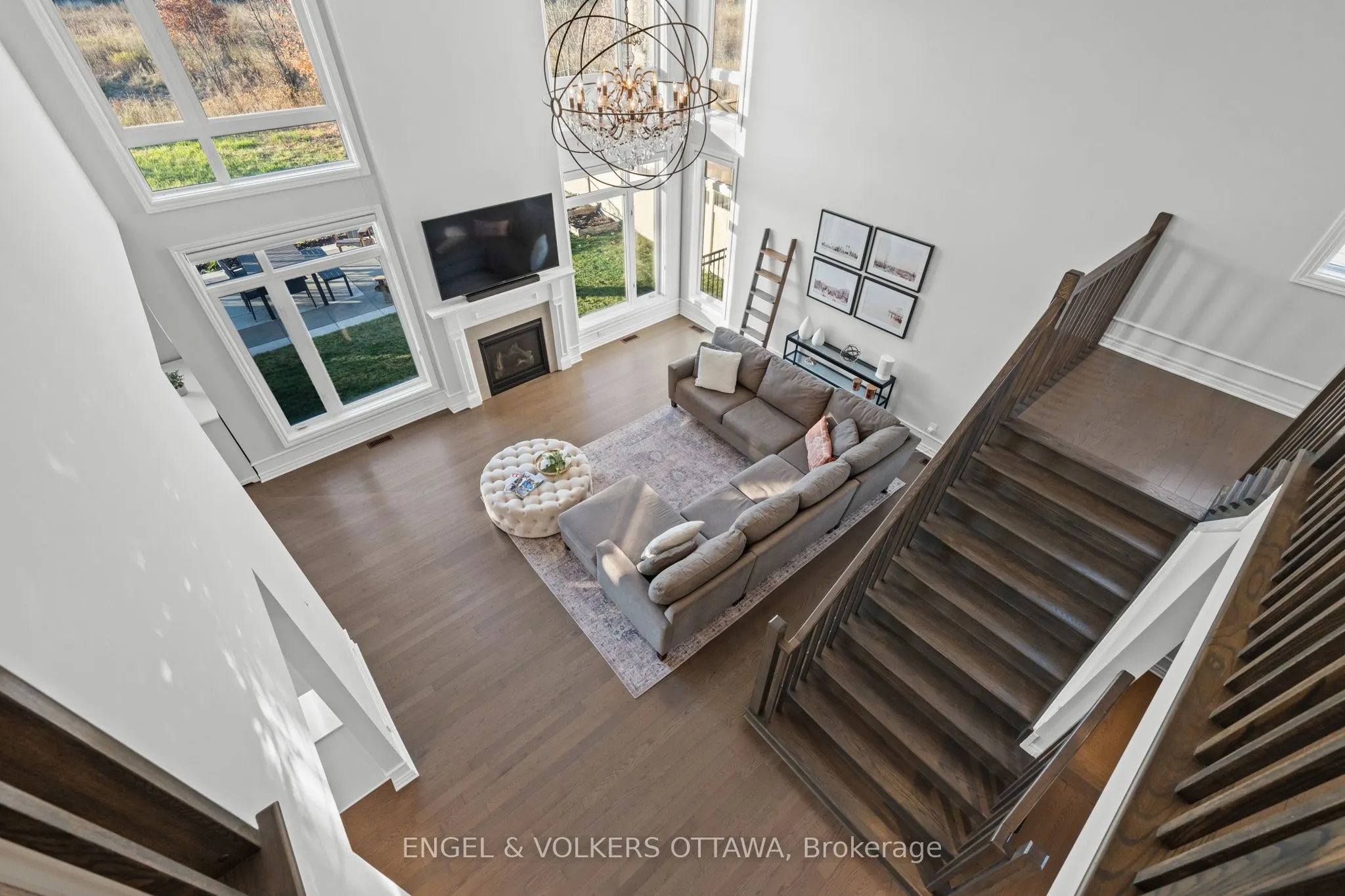 221 Cooks Mill Crescent