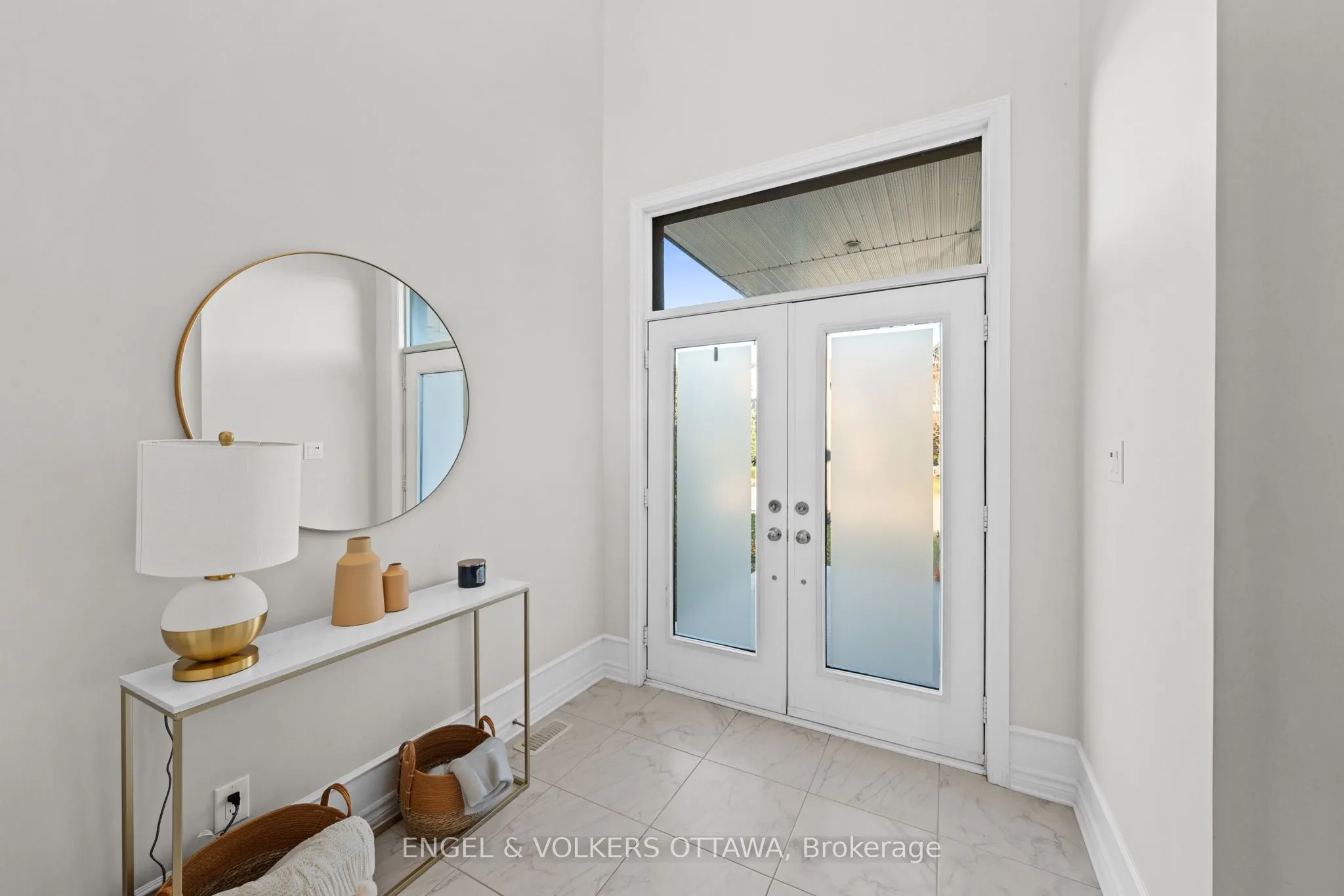 221 Cooks Mill Crescent