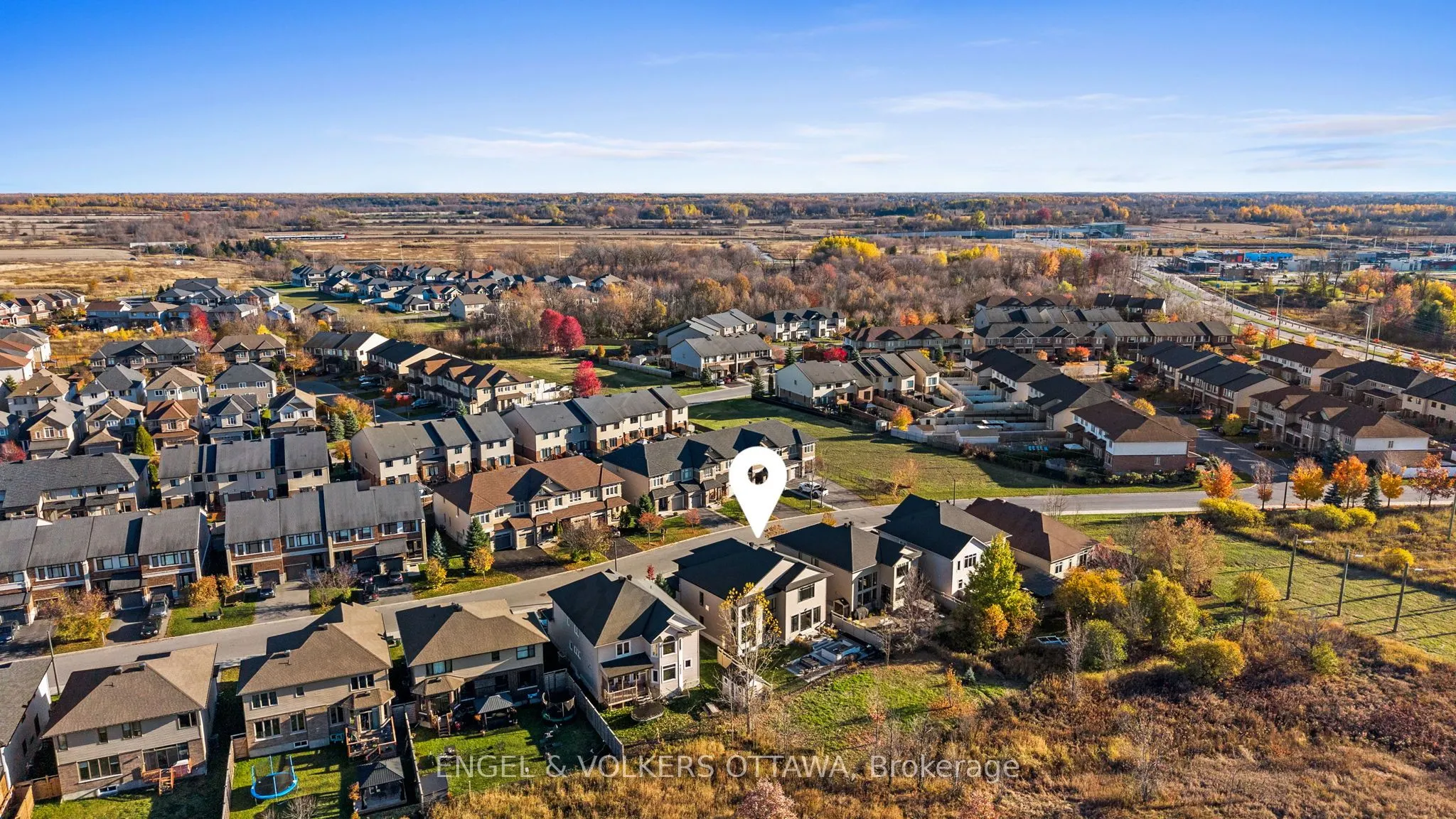 221 Cooks Mill Crescent