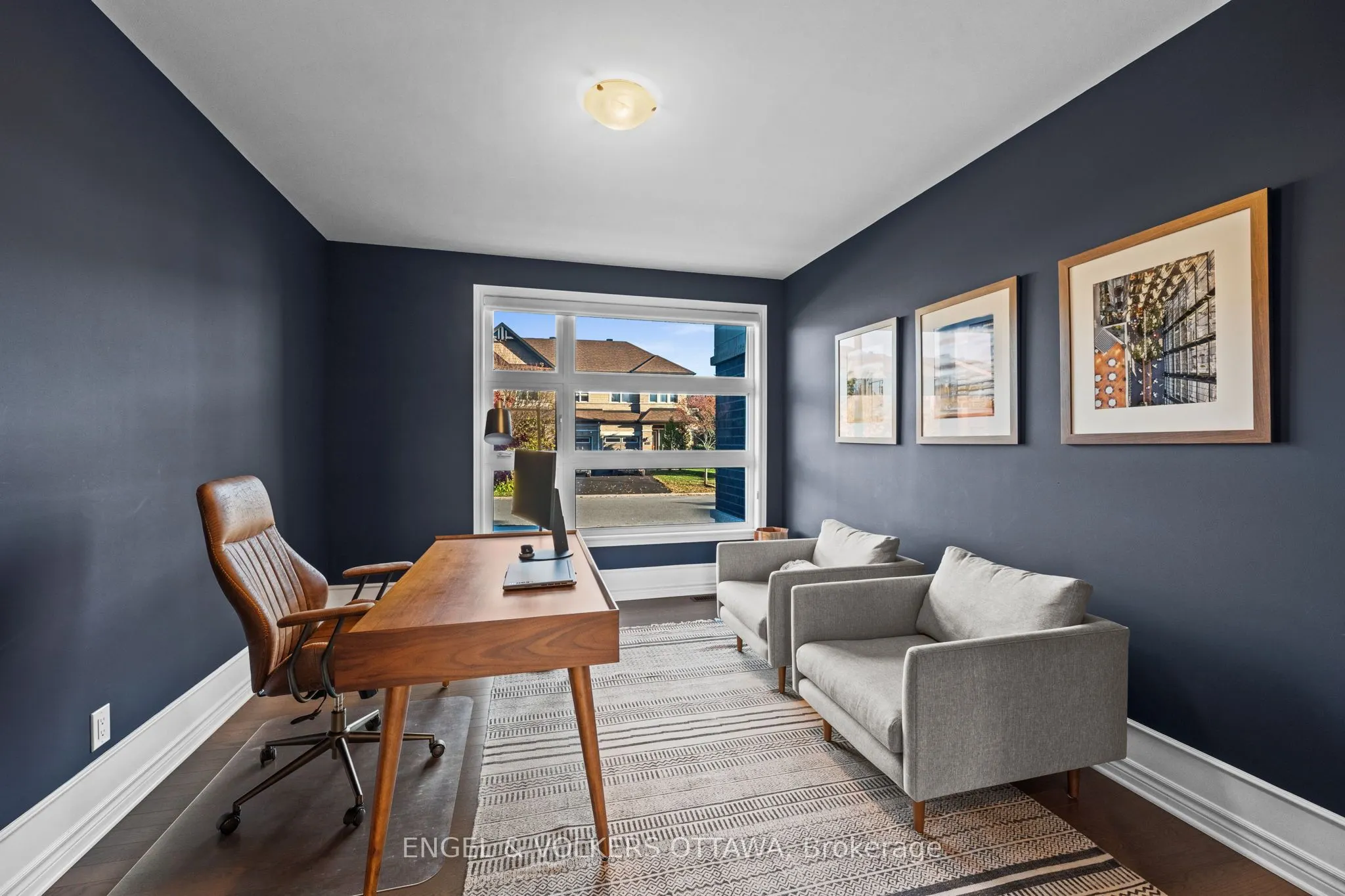 221 Cooks Mill Crescent