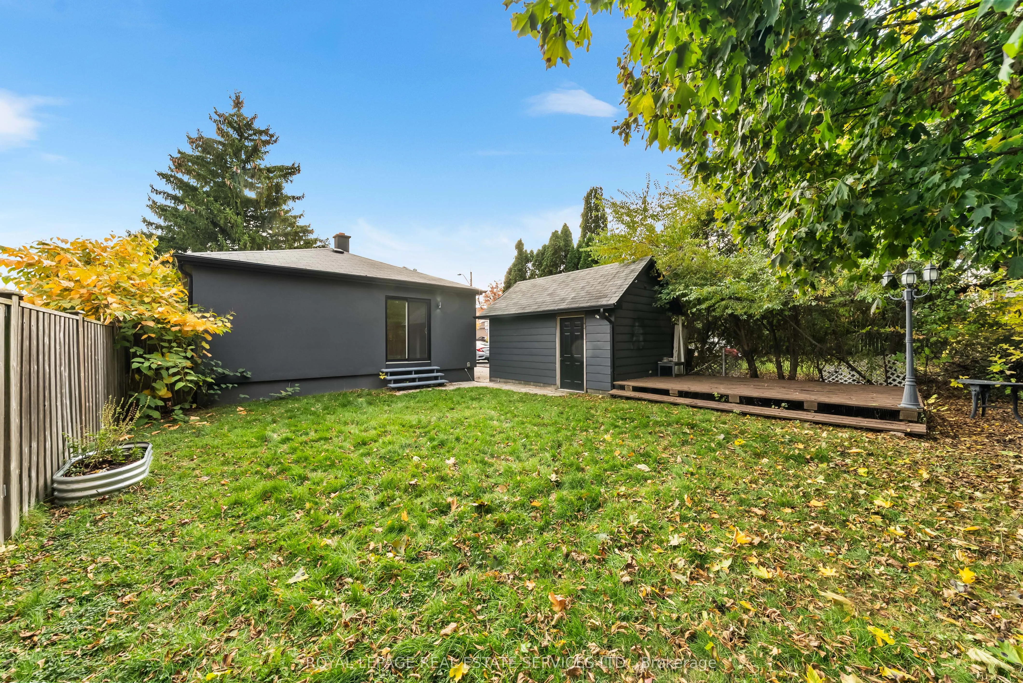 260 West 16th Street