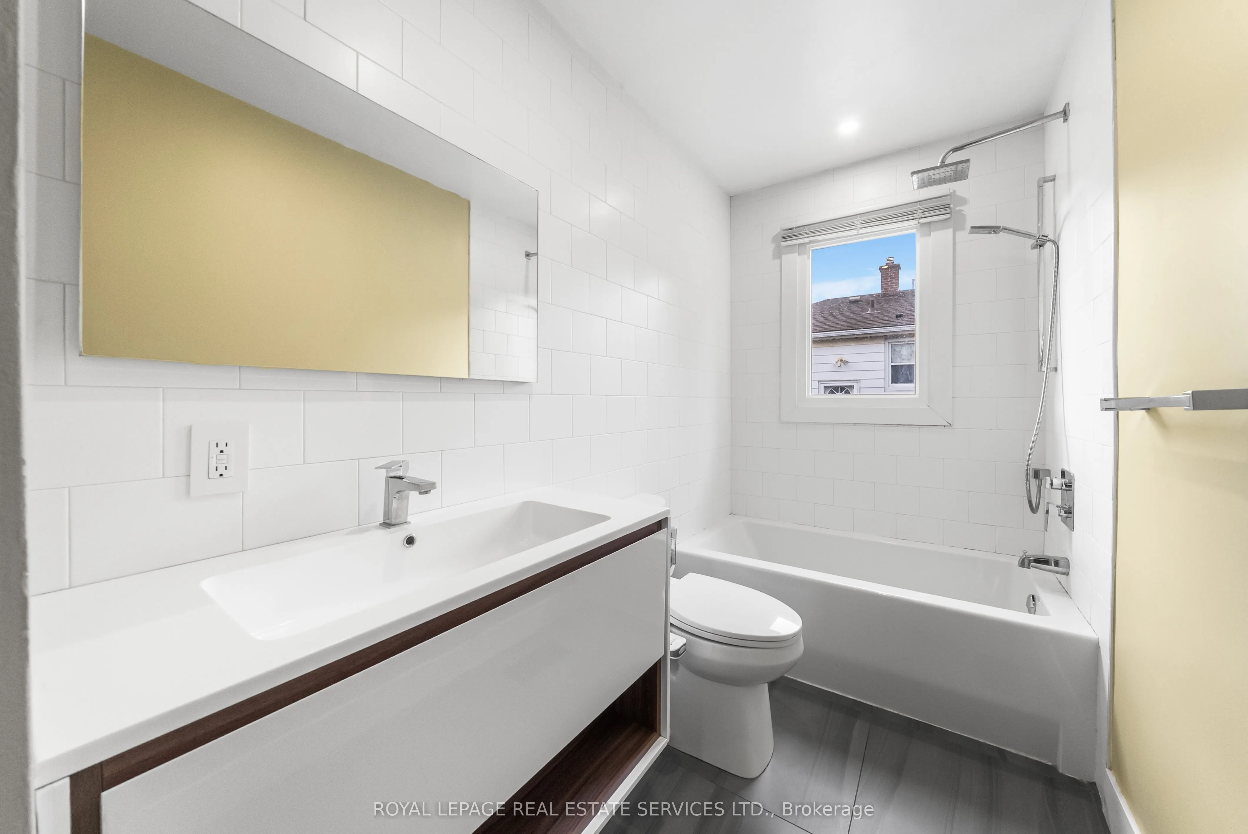 260 West 16th Street