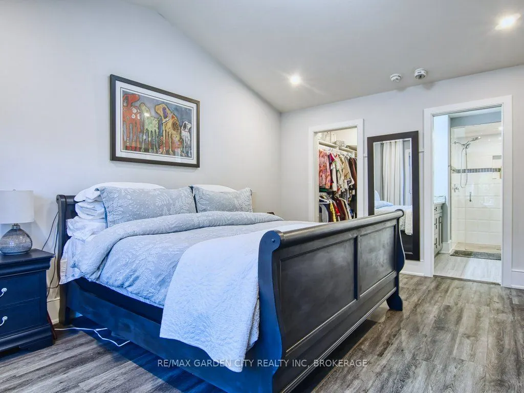 7506 Clubview Lane, #132