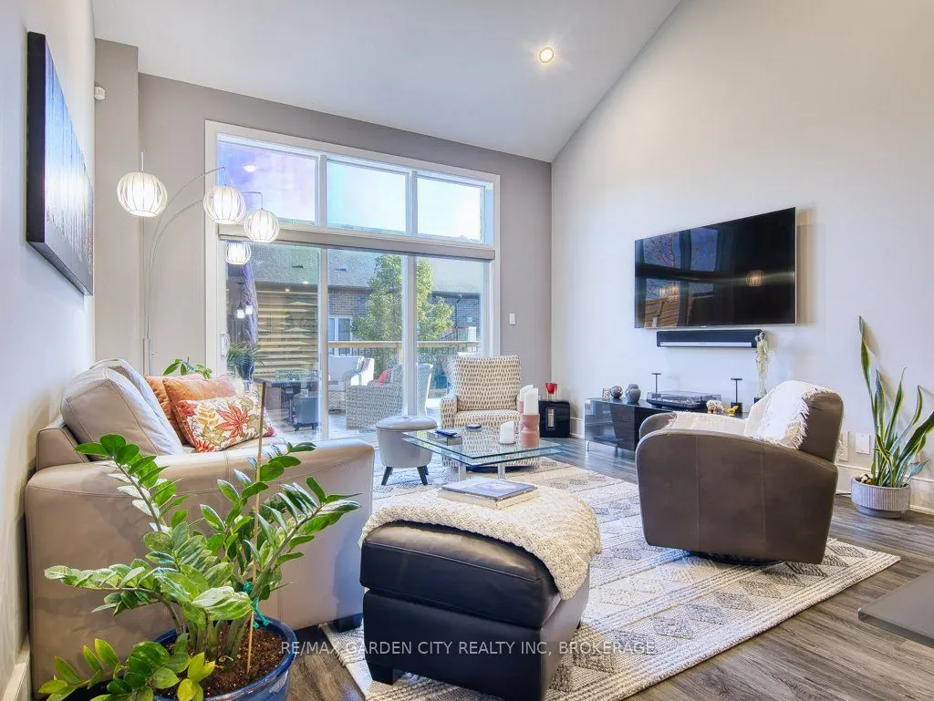 7506 Clubview Lane, #132