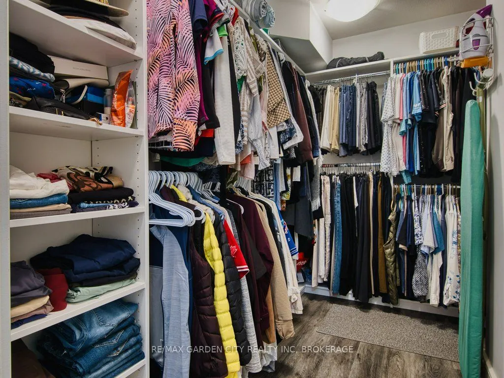 7506 Clubview Lane, #132