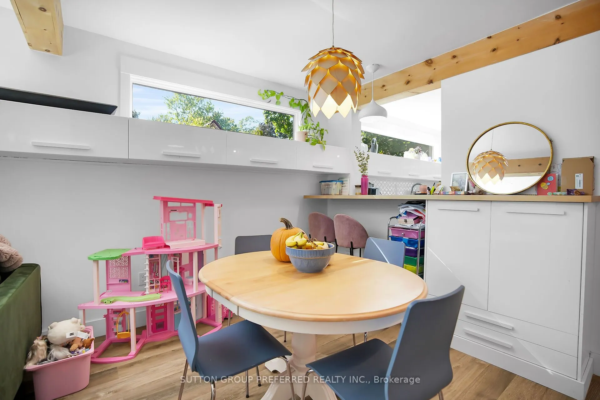 561 PRINCESS Avenue, #4