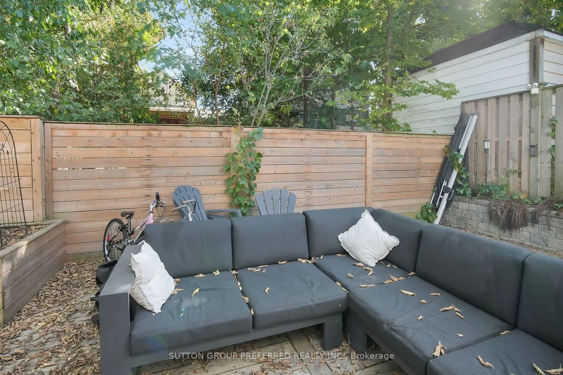 561 PRINCESS Avenue, #4