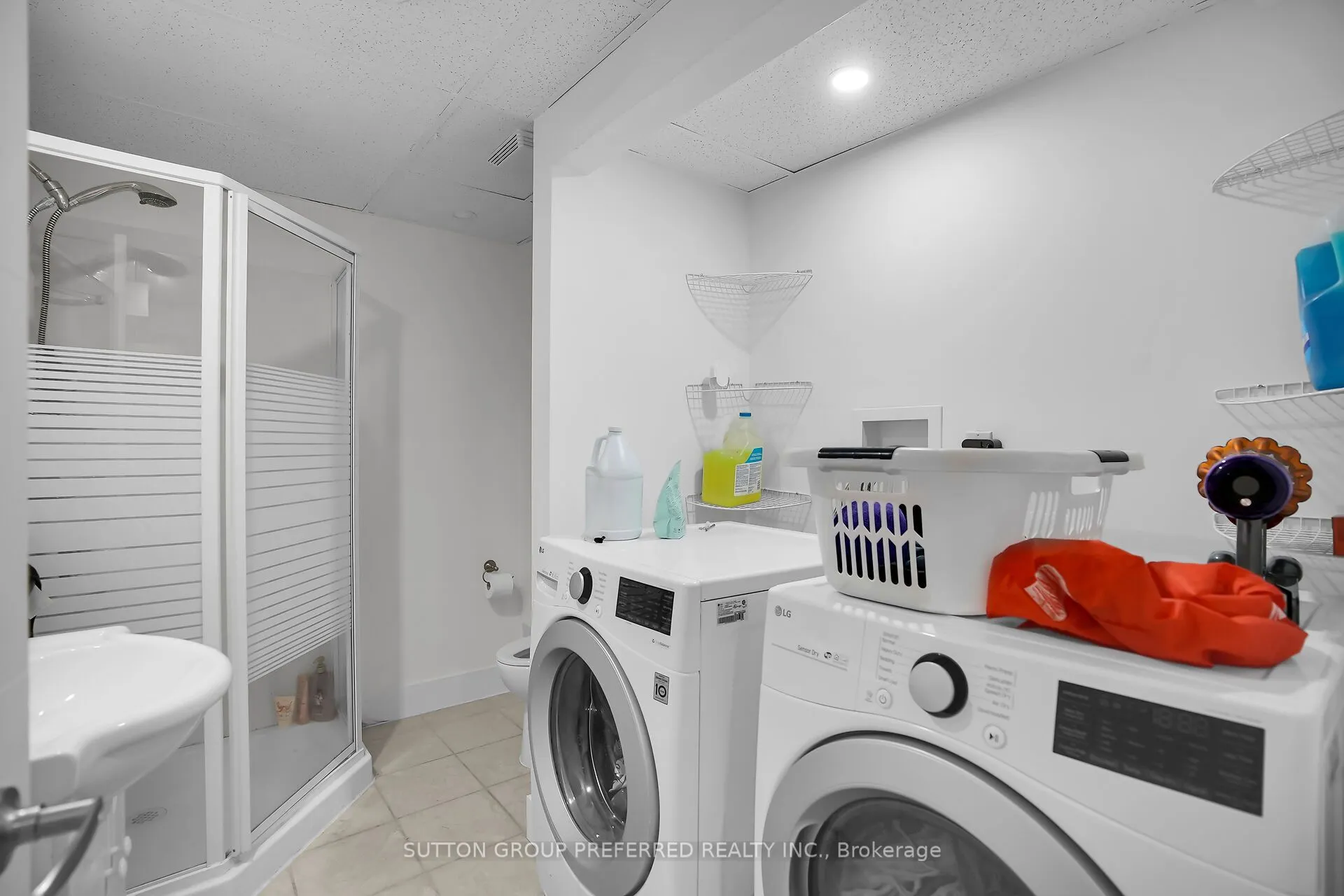 561 PRINCESS Avenue, #4