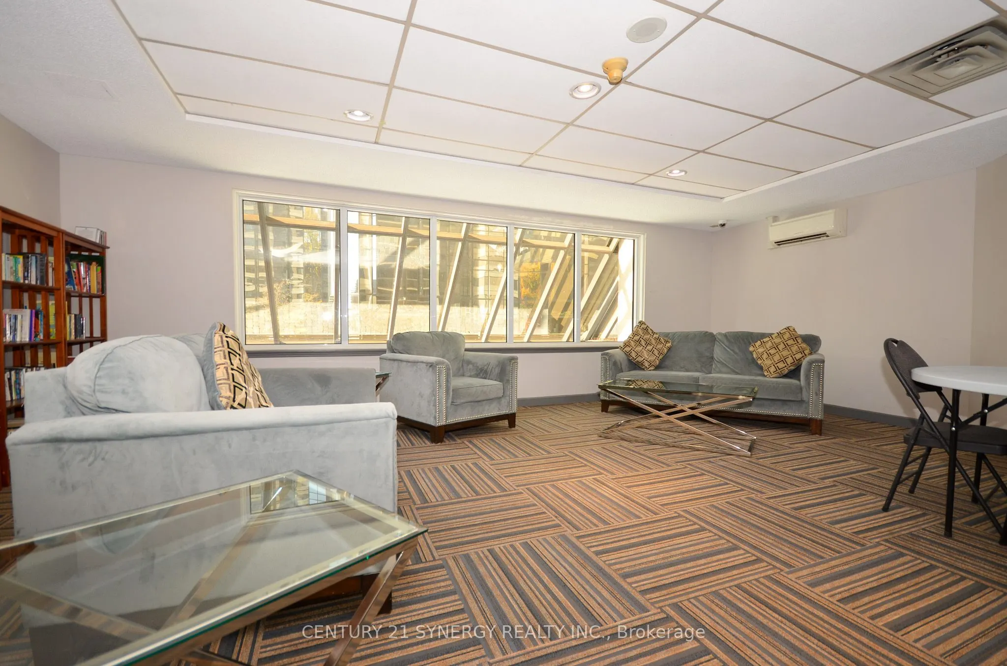 199 Kent Street, #309