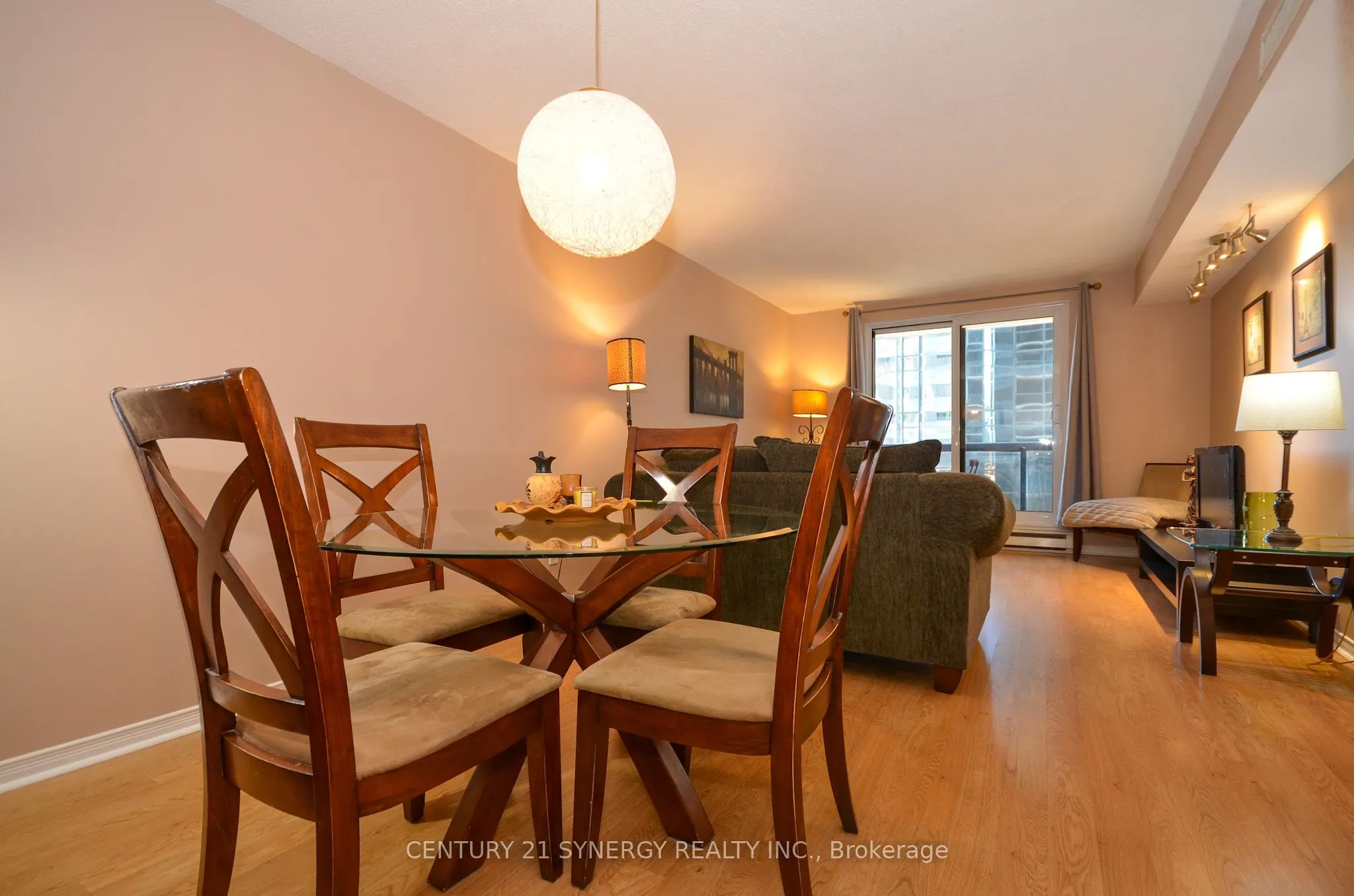 199 Kent Street, #309