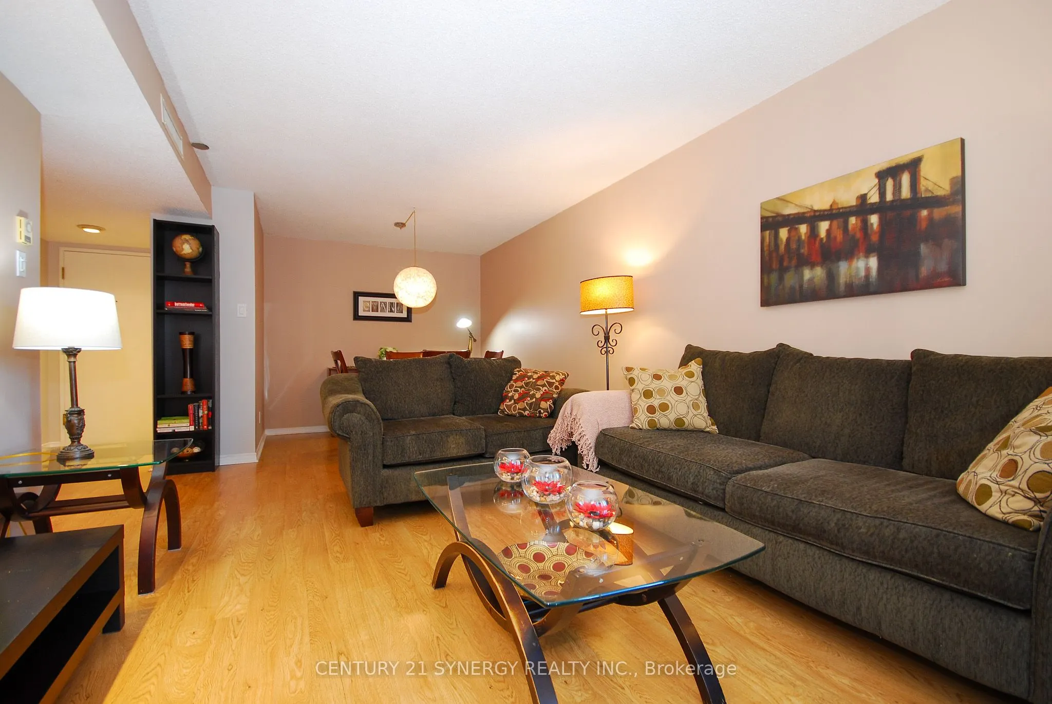 199 Kent Street, #309