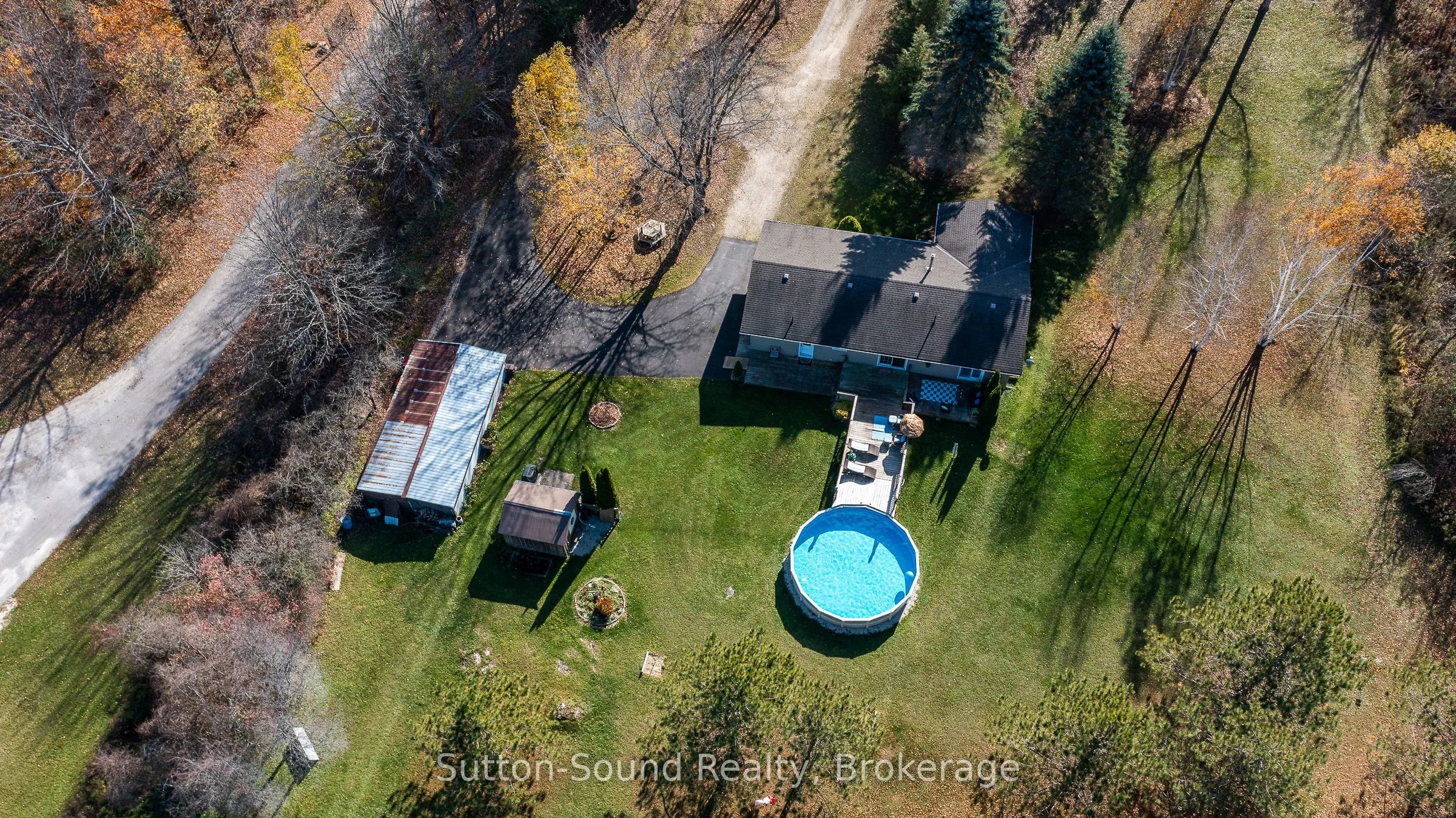 143659 15 Side Road E