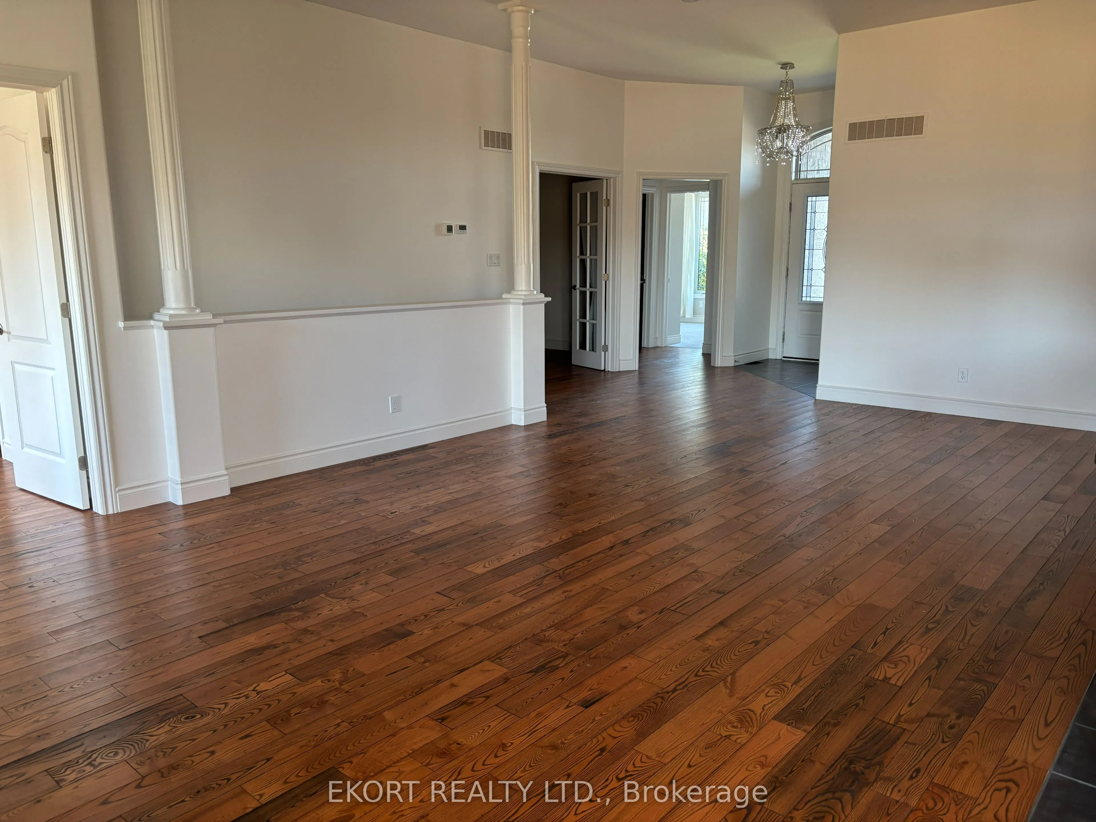 64 Farmington Crescent