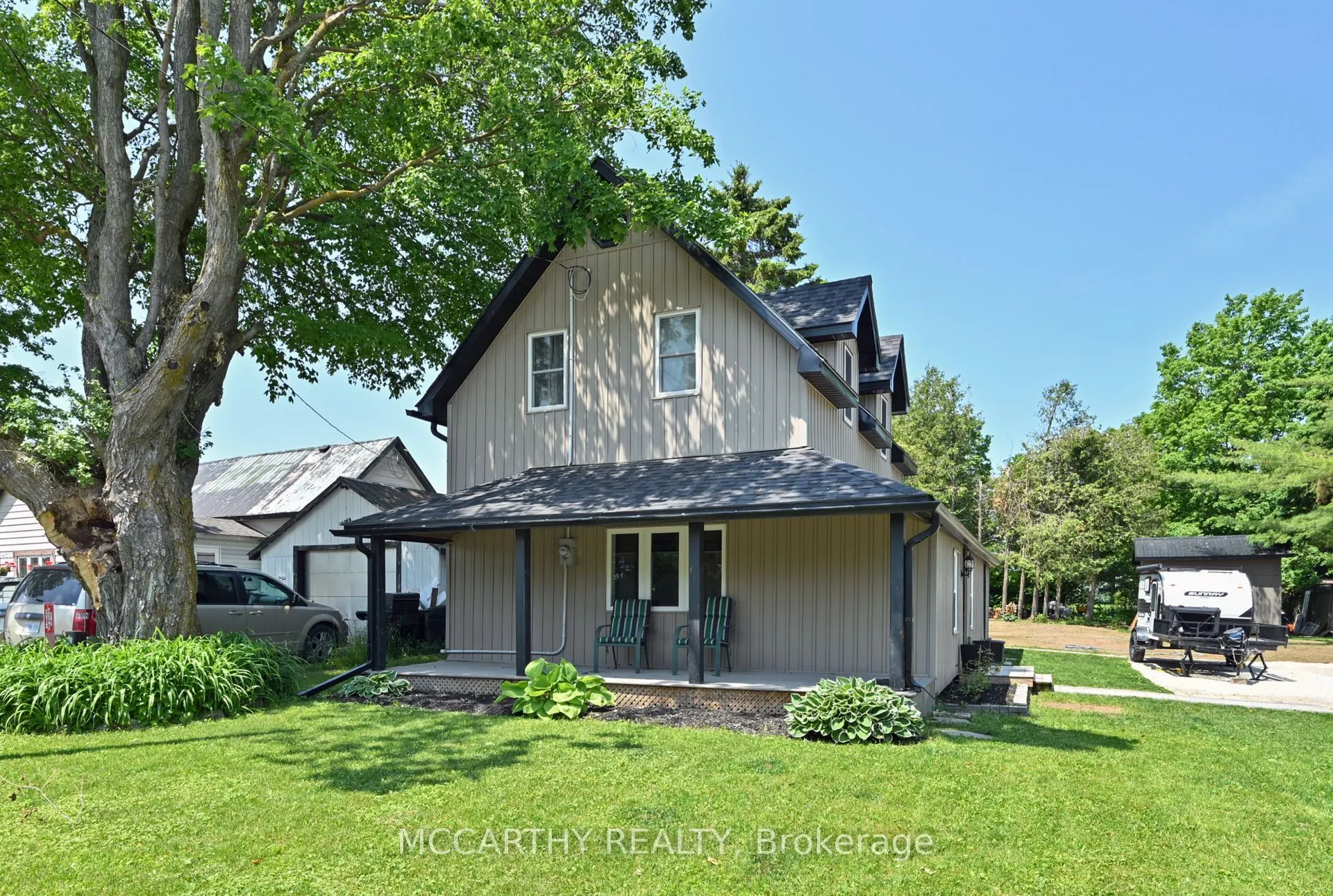 681141 260 Side Road