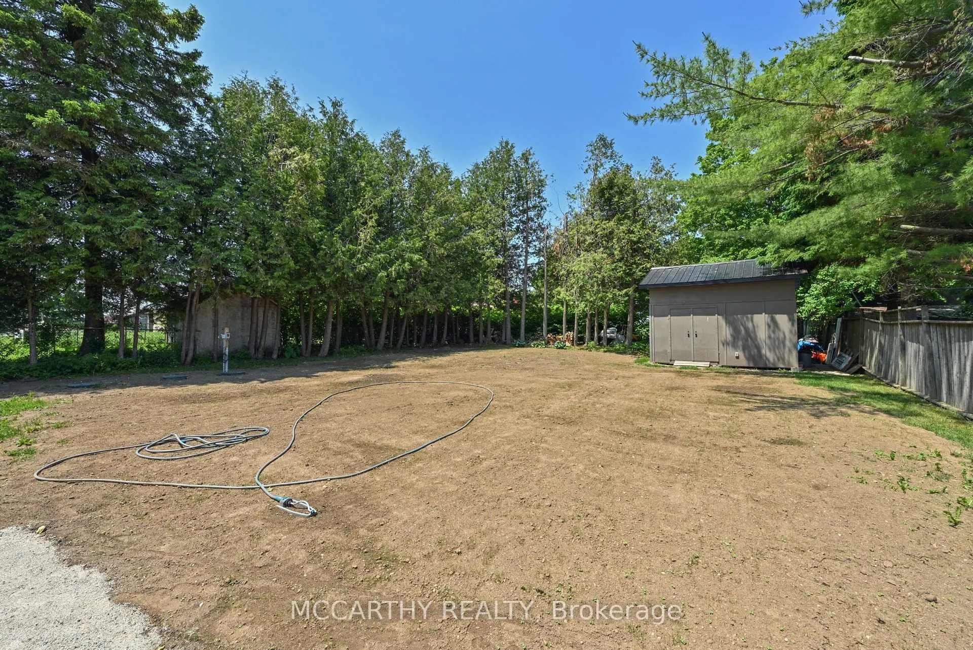 681141 260 Side Road