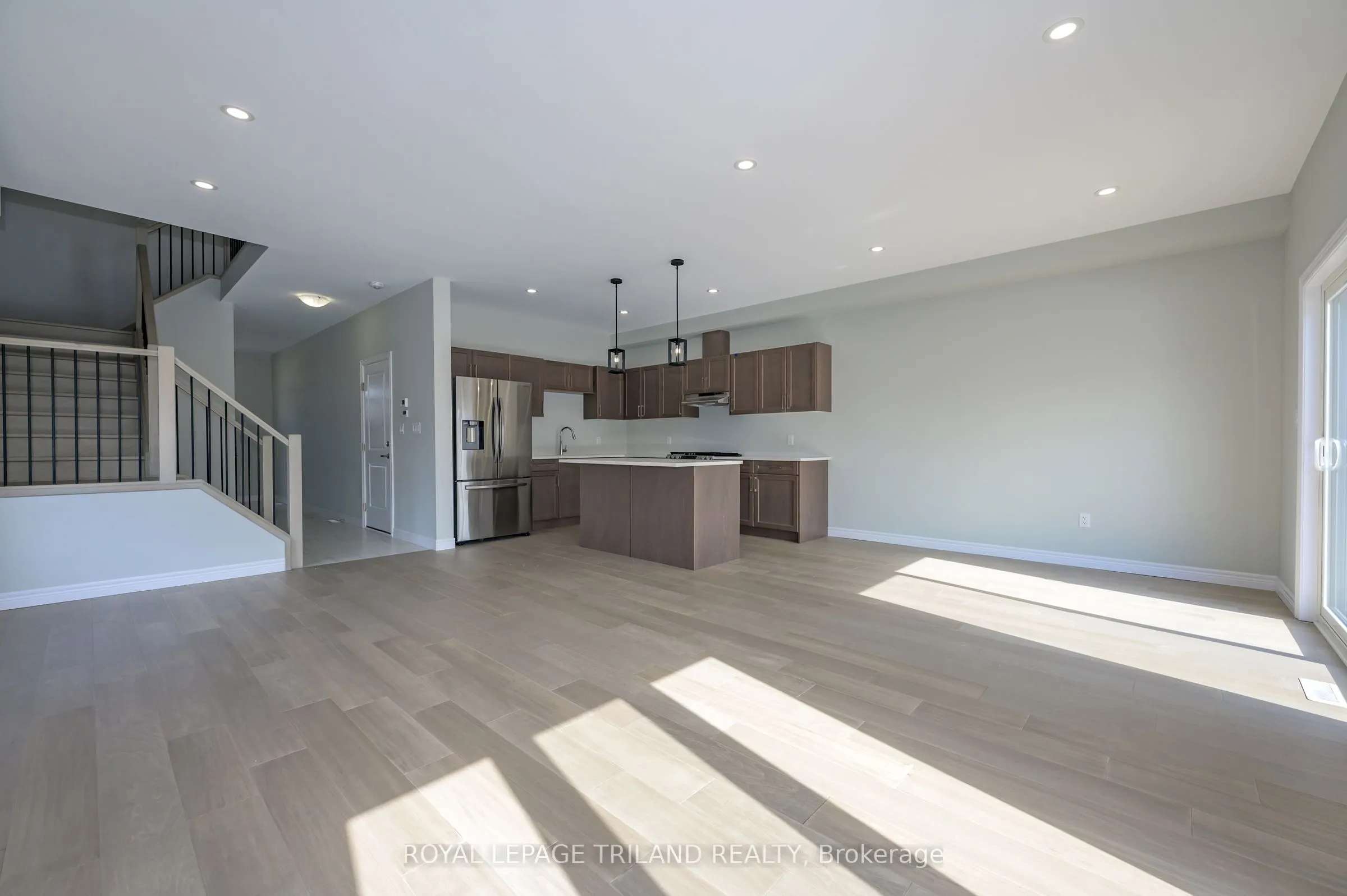 3650 SOUTHBRIDGE Avenue