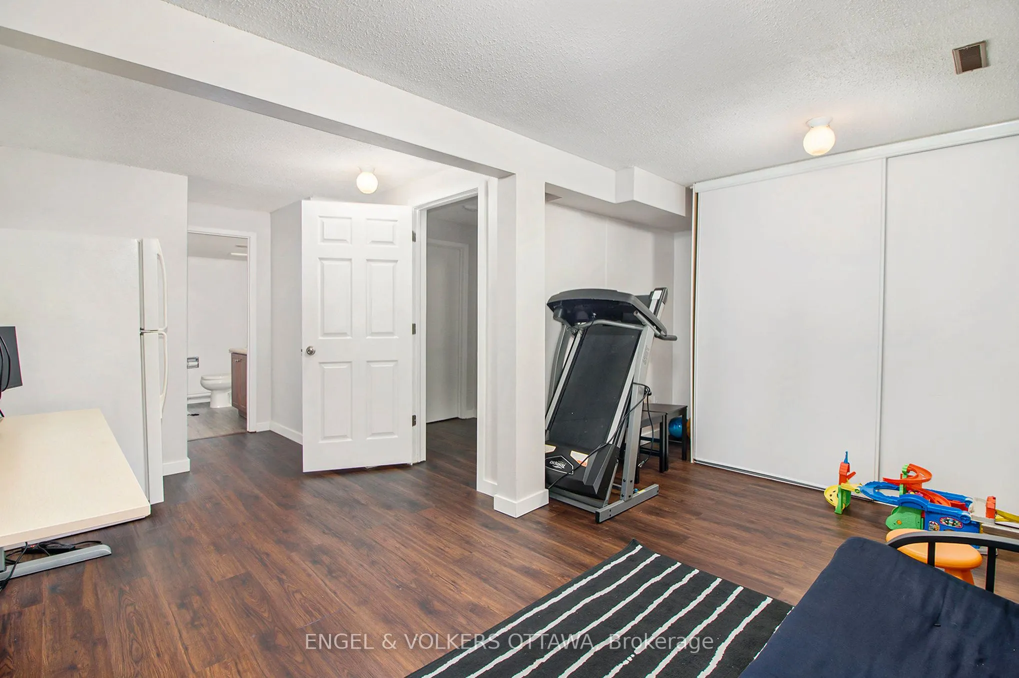 3301 McCarthy Street, #17